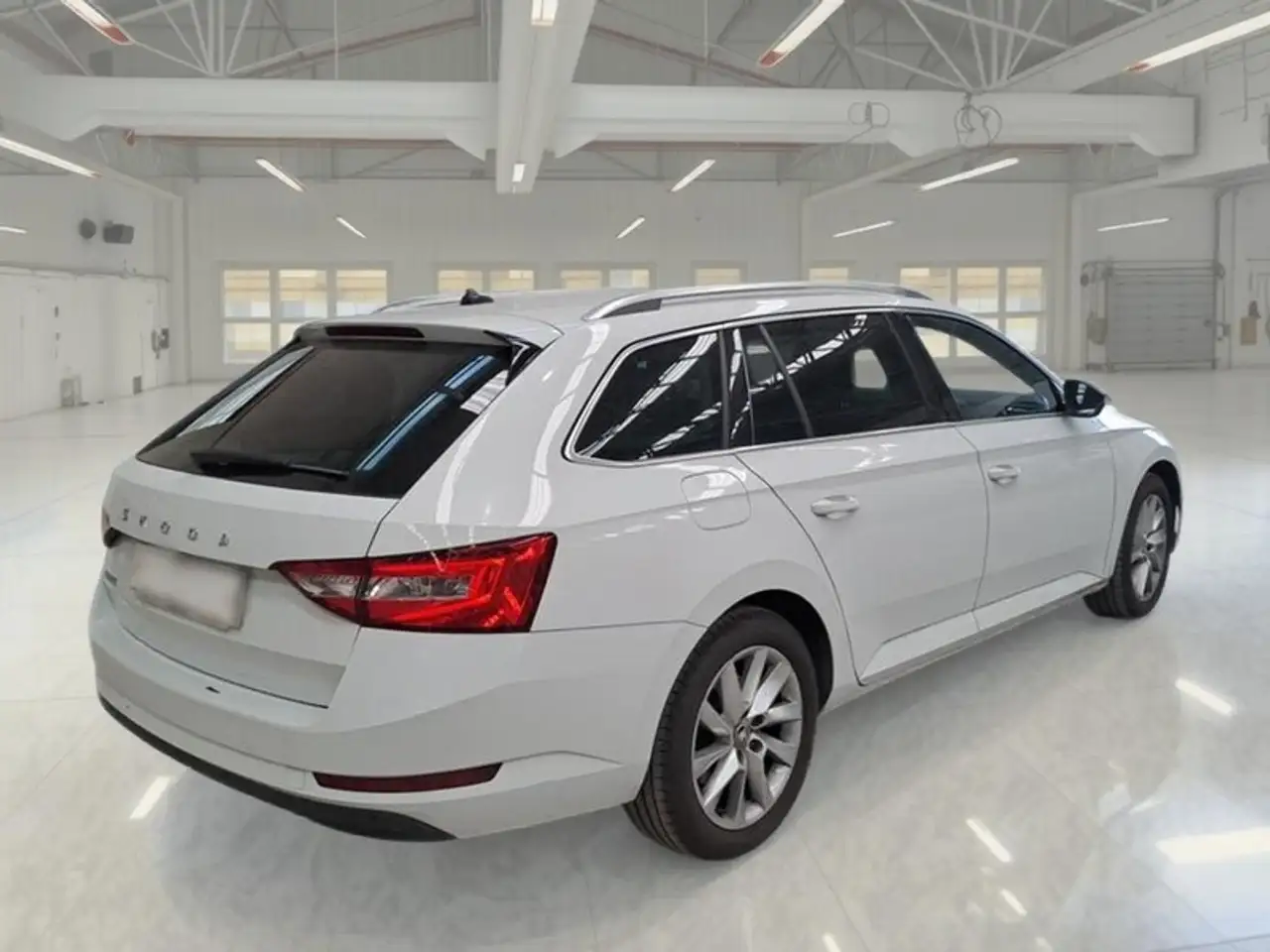 Skoda Superb 2.0 TDI EVO 110KW EXECUTIVE DSG STATION WAGON, миниатюра 4
