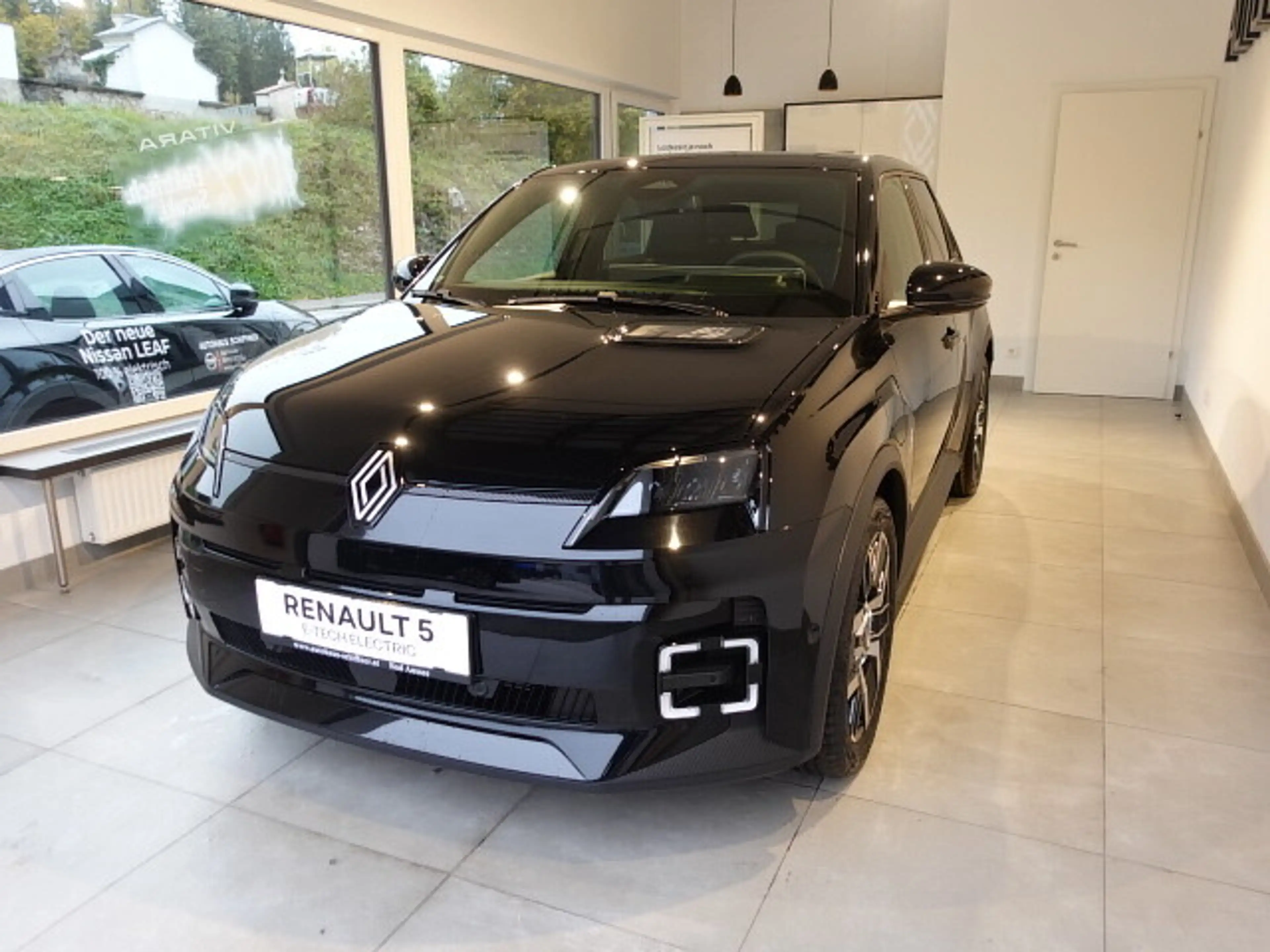 Renault R 5 R5 E-Tech 150 PS 52kWh Comfort Range Techno — photo 3