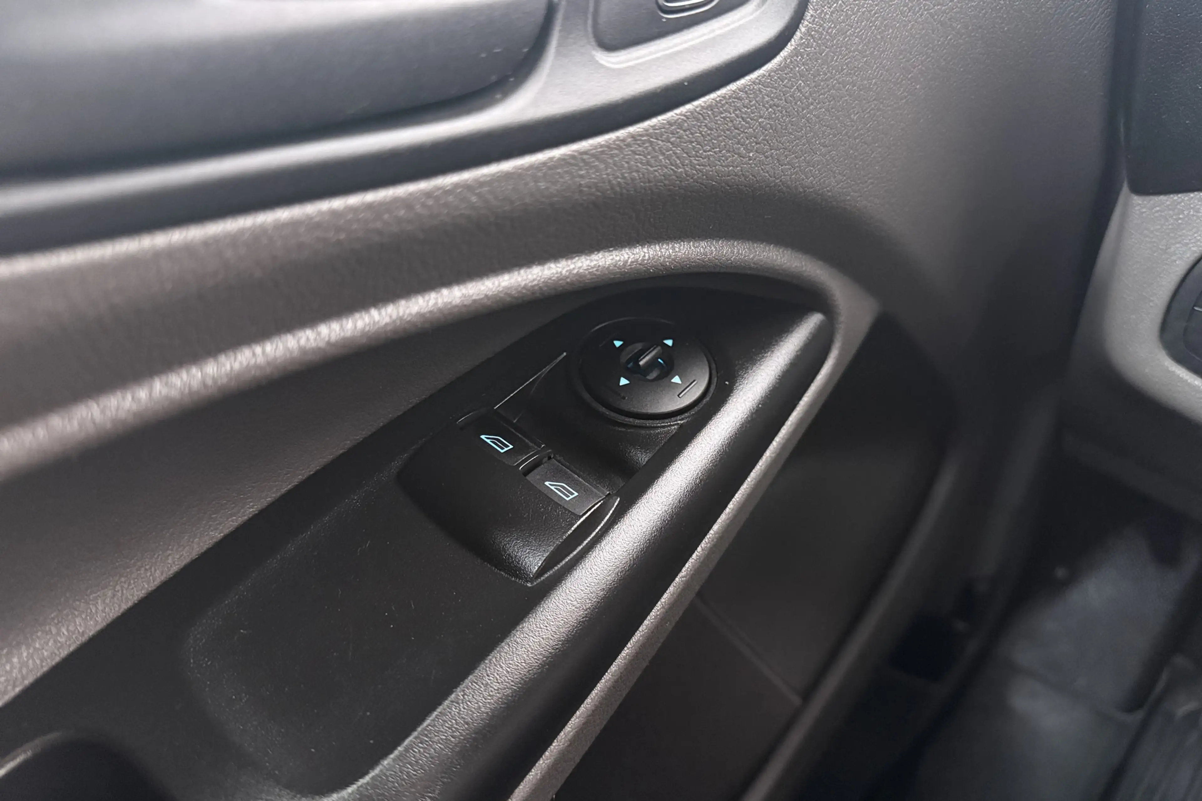 Ford Transit Connect 1.5 EcoBlue L1 Trend Trekhaak Park.Sens Cruise — photo 18