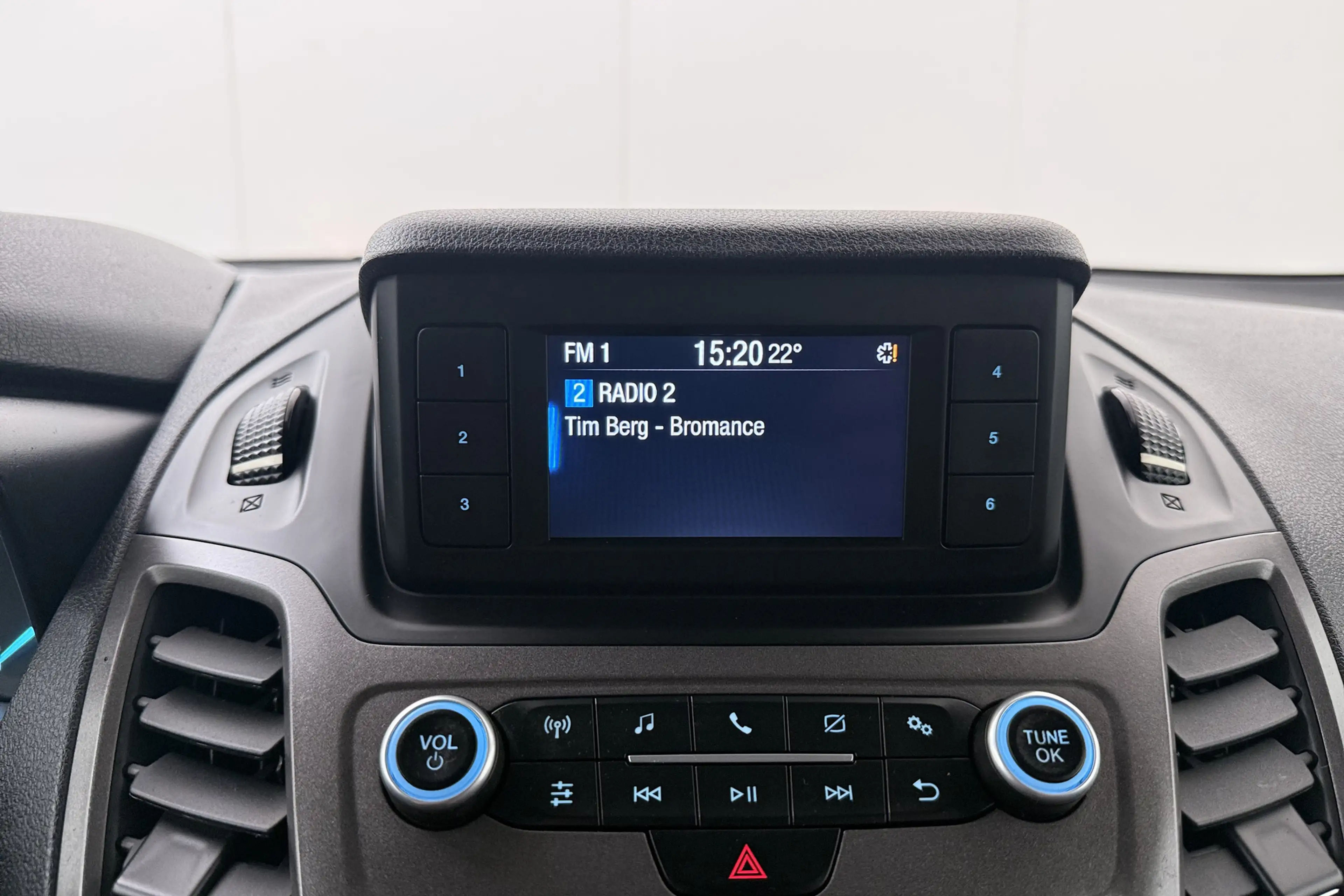 Ford Transit Connect 1.5 EcoBlue L1 Trend Trekhaak Park.Sens Cruise — photo 22