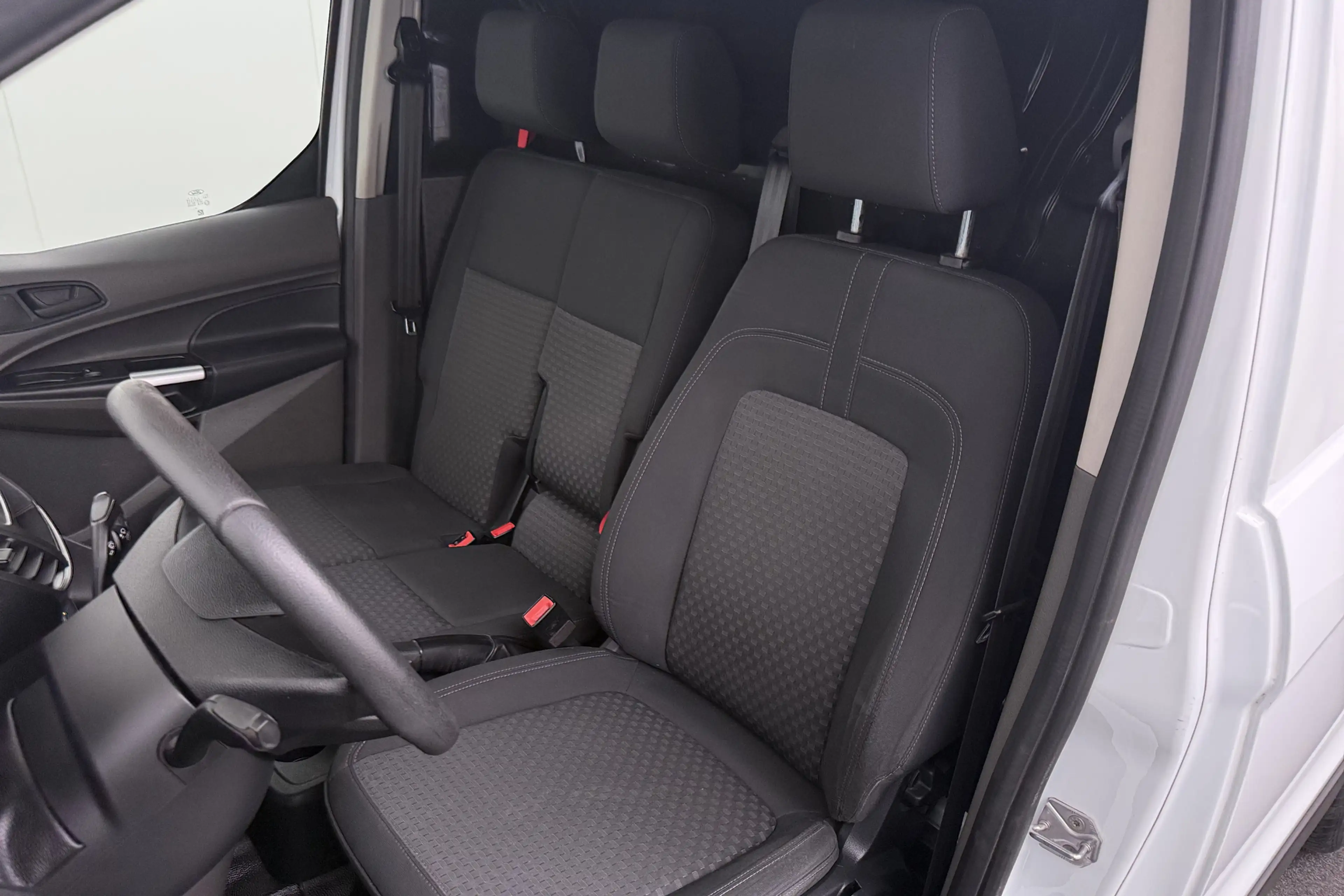 Ford Transit Connect 1.5 EcoBlue L1 Trend Trekhaak Park.Sens Cruise — photo 9