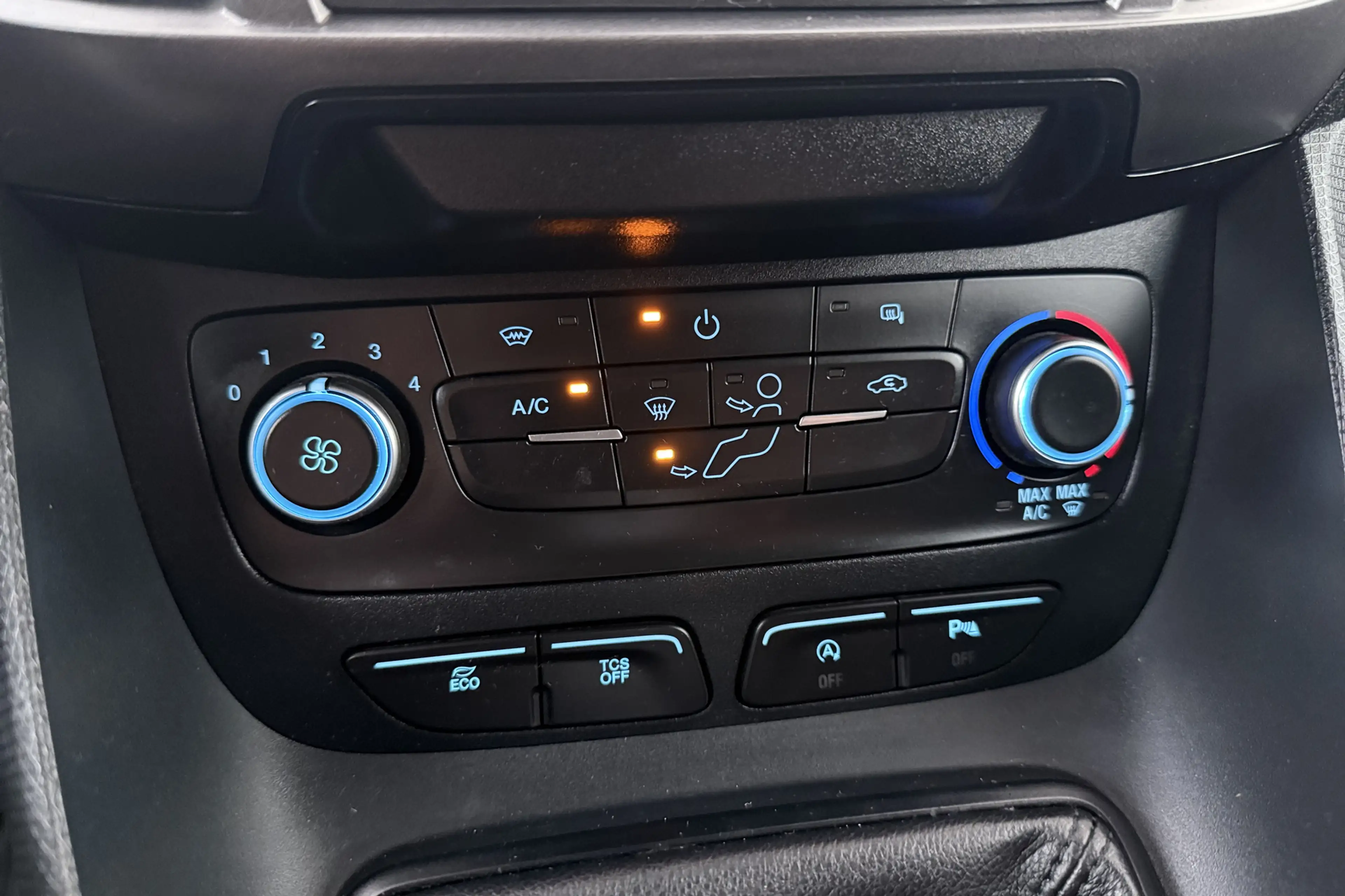 Ford Transit Connect 1.5 EcoBlue L1 Trend Trekhaak Park.Sens Cruise — photo 26