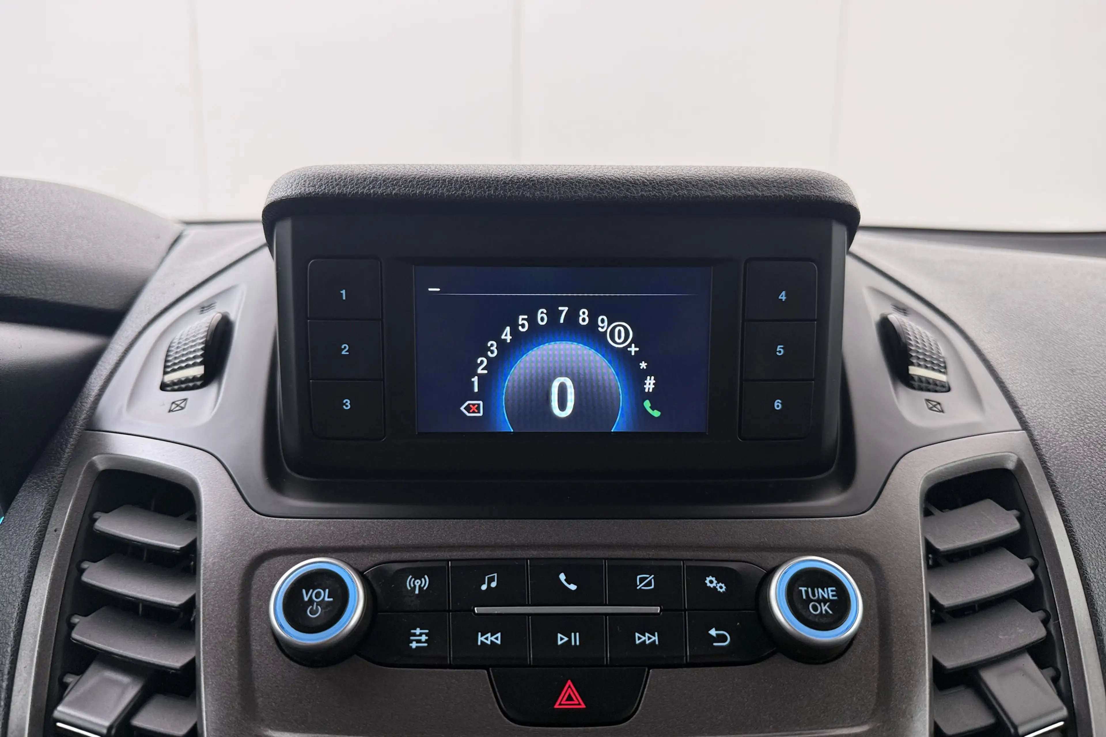 Ford Transit Connect 1.5 EcoBlue L1 Trend Trekhaak Park.Sens Cruise — photo 25