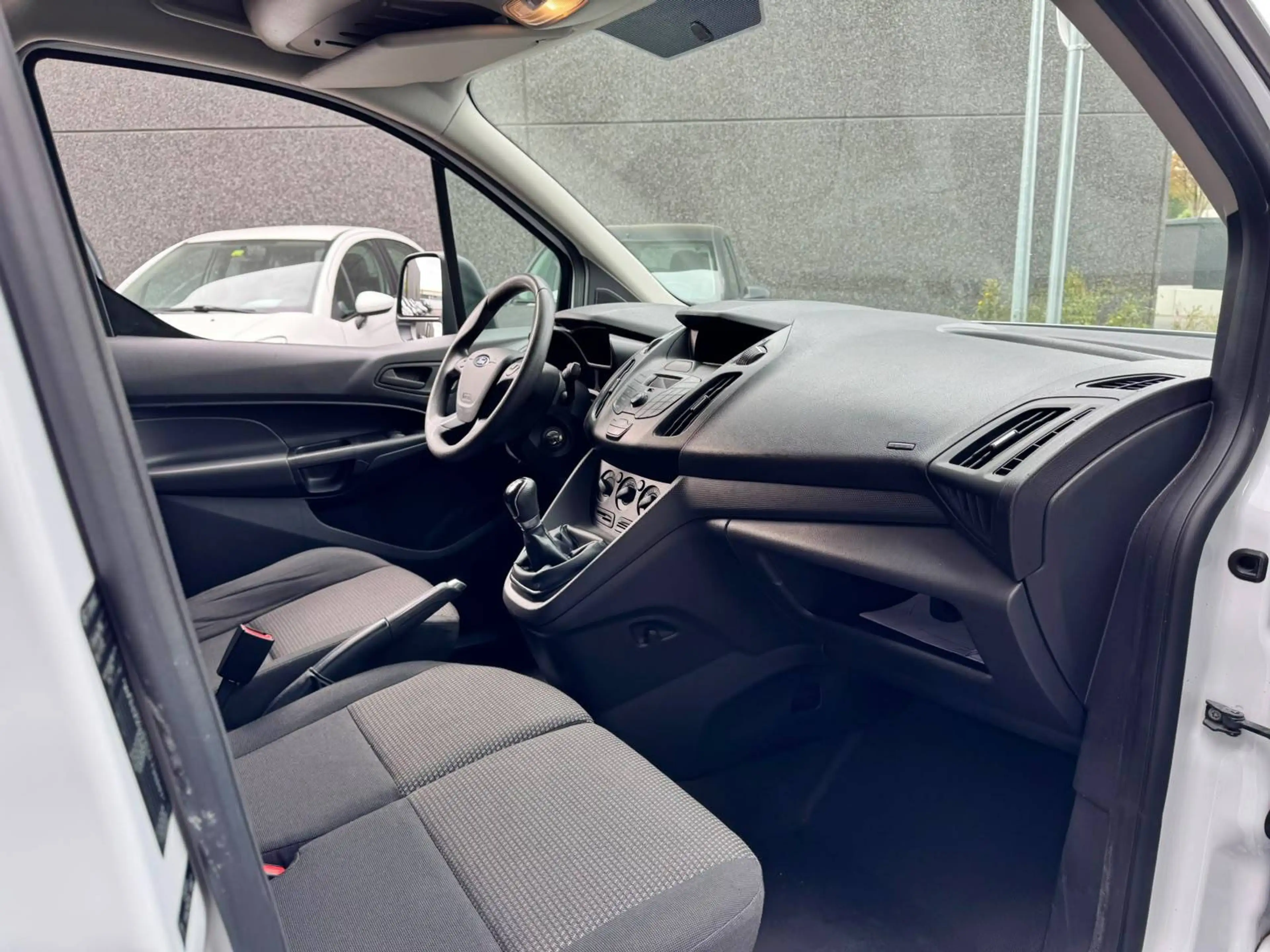 Ford Transit Connect Transit Connect T220 1.6 TDCi Trend — photo 10