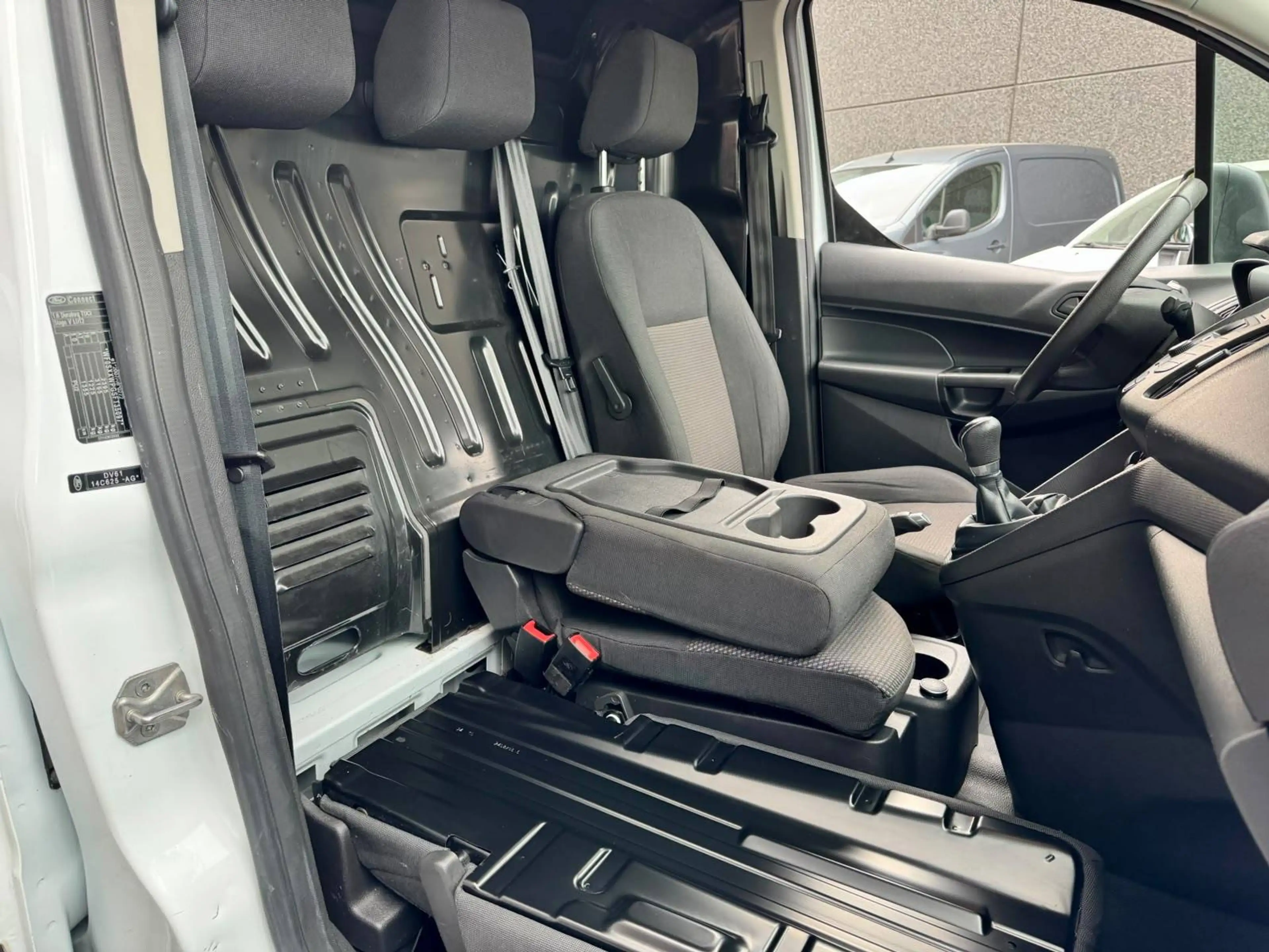 Ford Transit Connect Transit Connect T220 1.6 TDCi Trend — photo 12