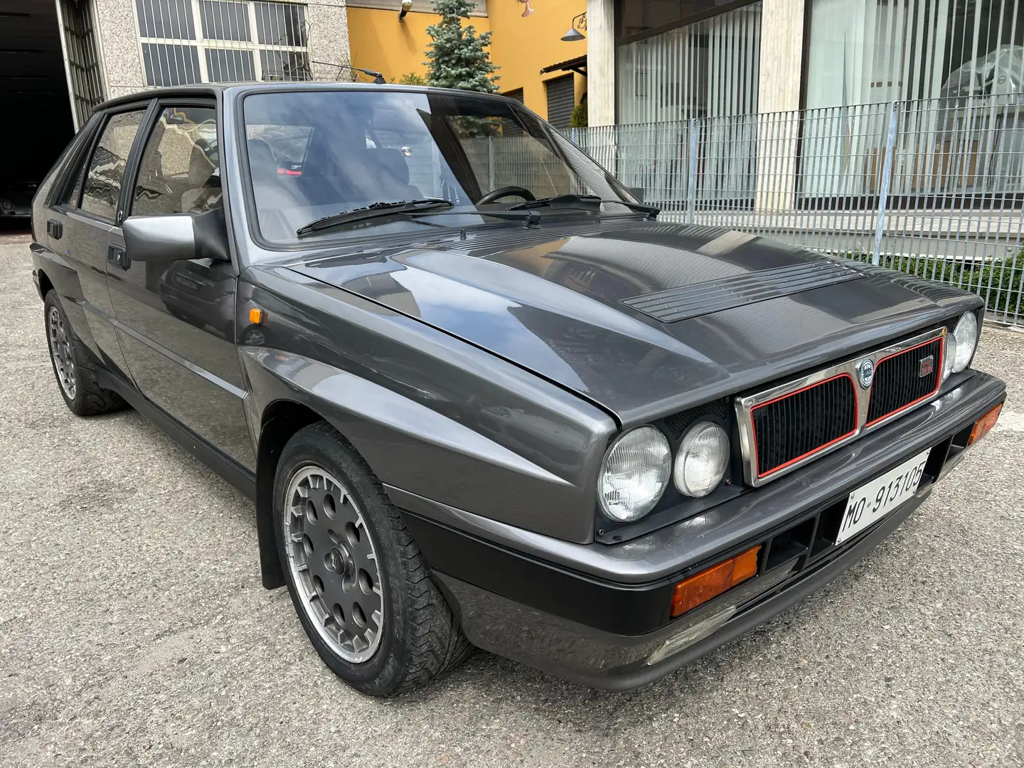 Lancia Delta DELTA 4WD 16V Gris - 1