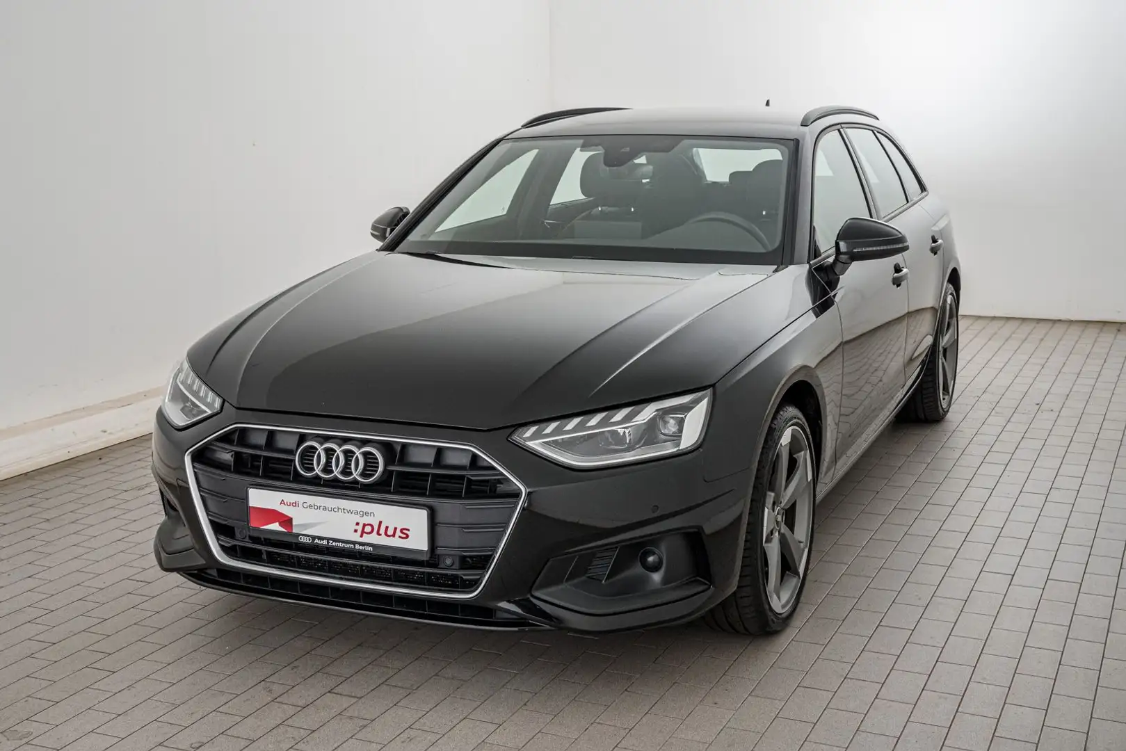 Audi A4 35 TDI S tr. SITZHZG PDC RFK LED NAVI Schwarz - 2