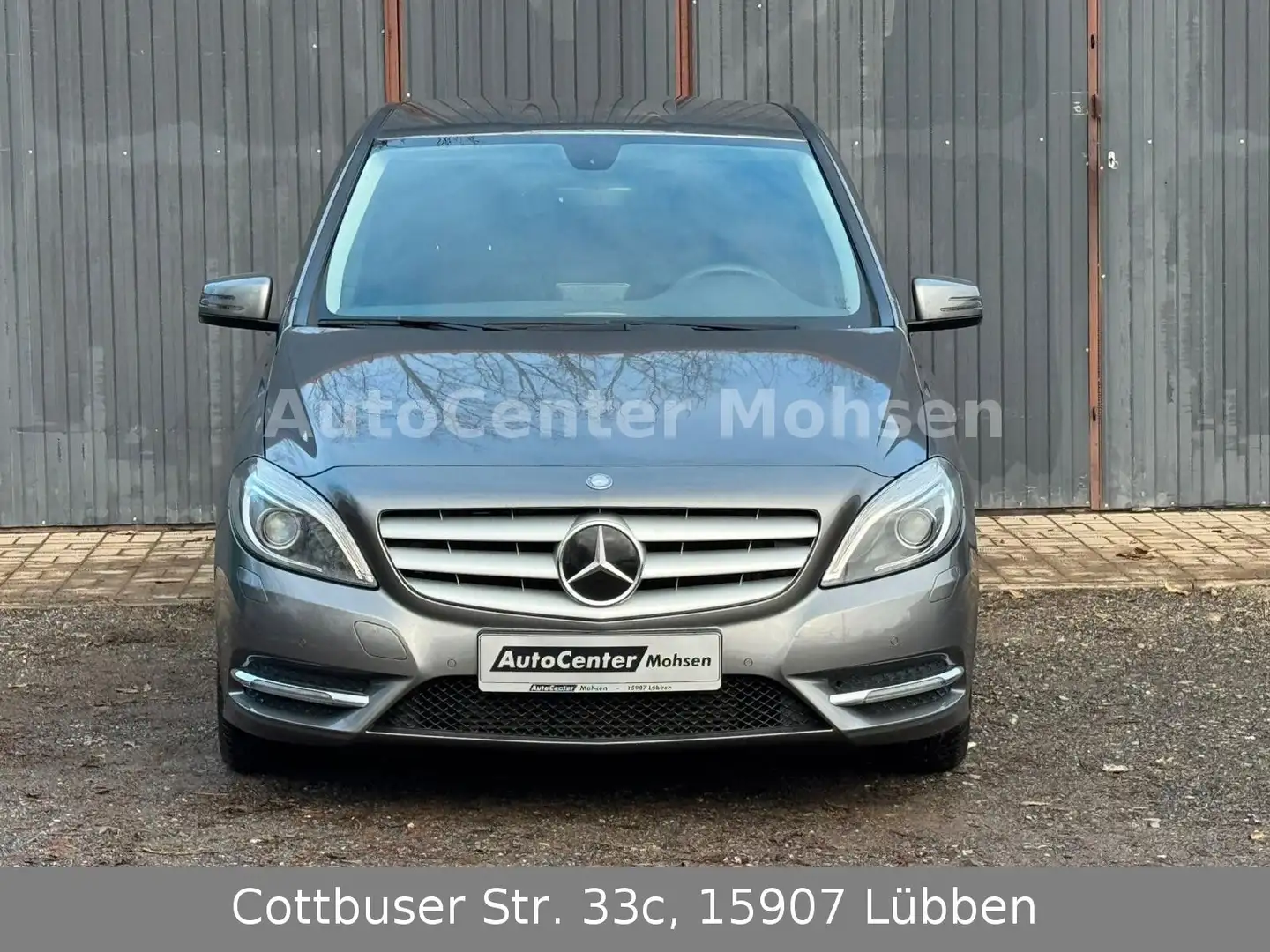 Mercedes-Benz B 180 BlueEfficiency Edition (Nr. 053) Grau - 2