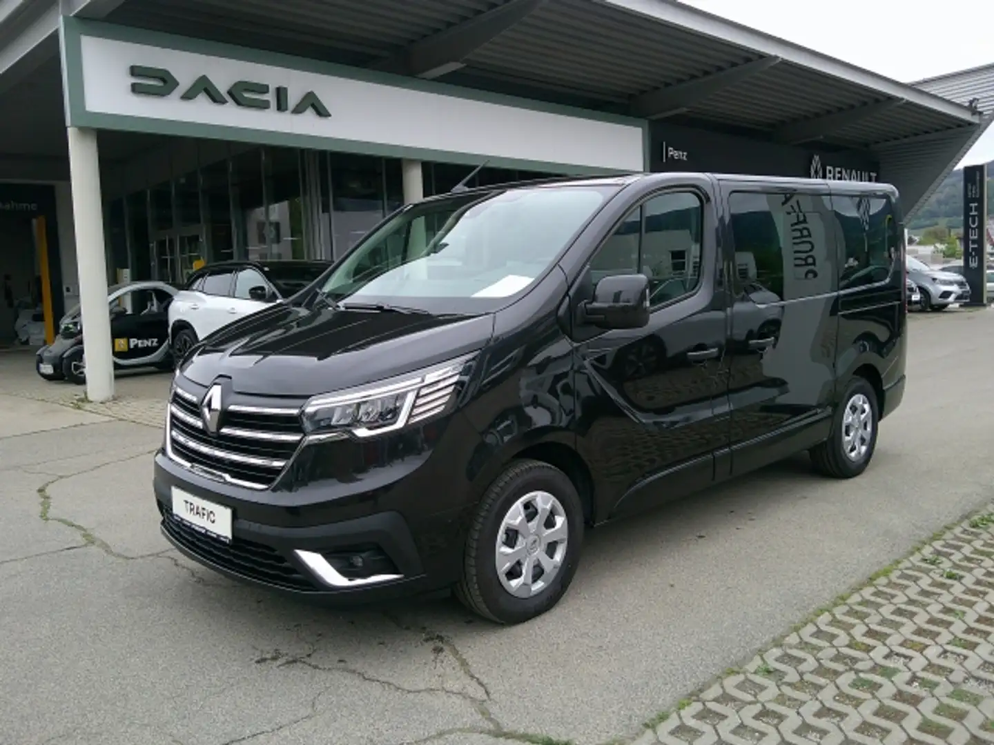 Renault Trafic TRAFIC PKW Bus Blue dCi 150 EDC Schwarz - 1