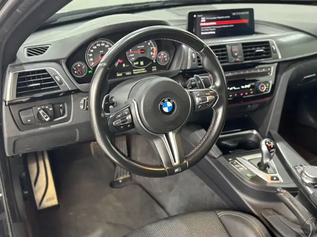 BMW M4 view 14