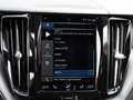 Volvo XC60 B4 R-Design AWD PDC H/K NAVI ACC LED AHK Silber - thumbnail 15