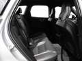 Volvo XC60 B4 R-Design AWD PDC H/K NAVI ACC LED AHK Silber - thumbnail 6