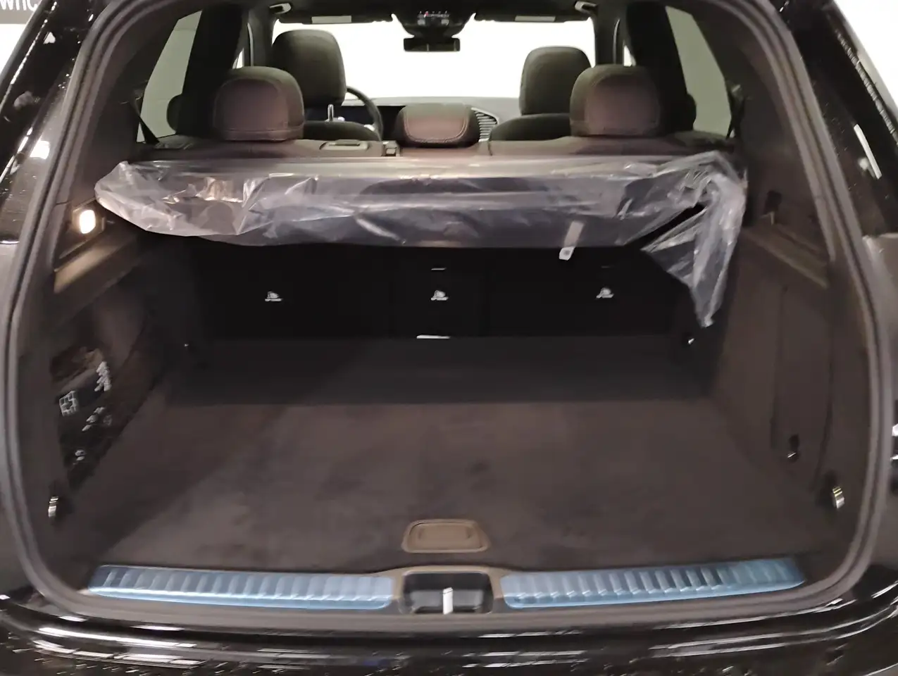Mercedes-Benz GLE снимка Mercedes-Benz GLE