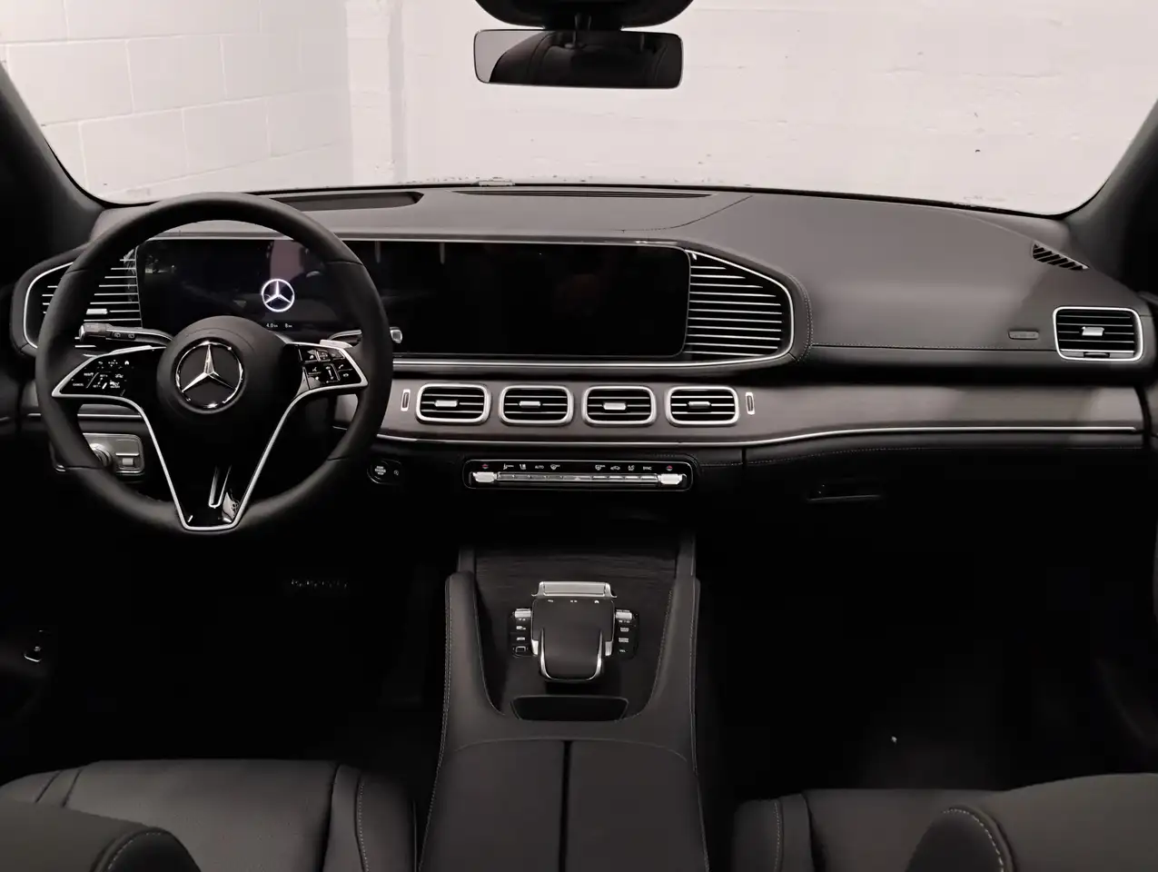 Mercedes-Benz GLE снимка Mercedes-Benz GLE