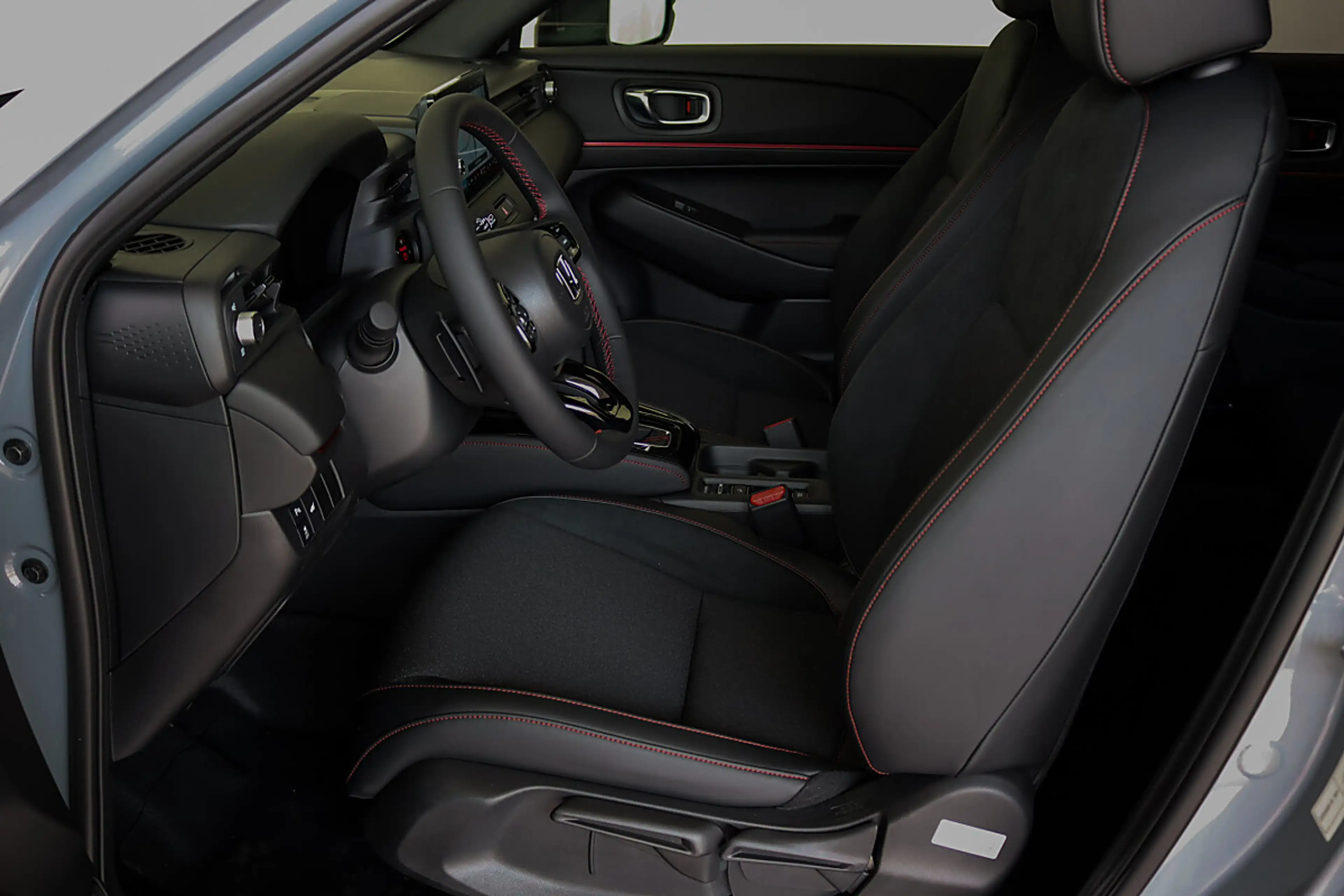 Honda HR-V 1,5 i-MMD Hybrid 2WD Advance Sport Aut. — photo 9