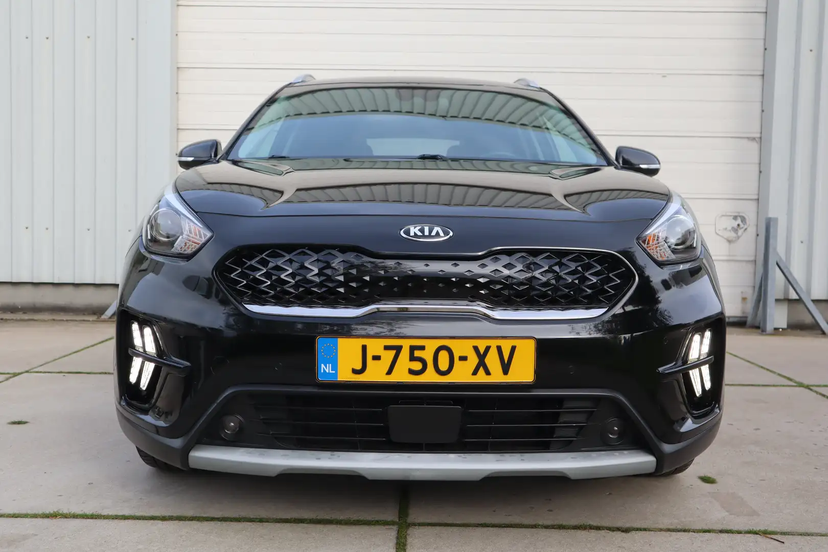 Kia Niro 1.6 GDi Hybrid Dynamic+ Line 1Eig Navi/Cam/Carplay Zwart - 2