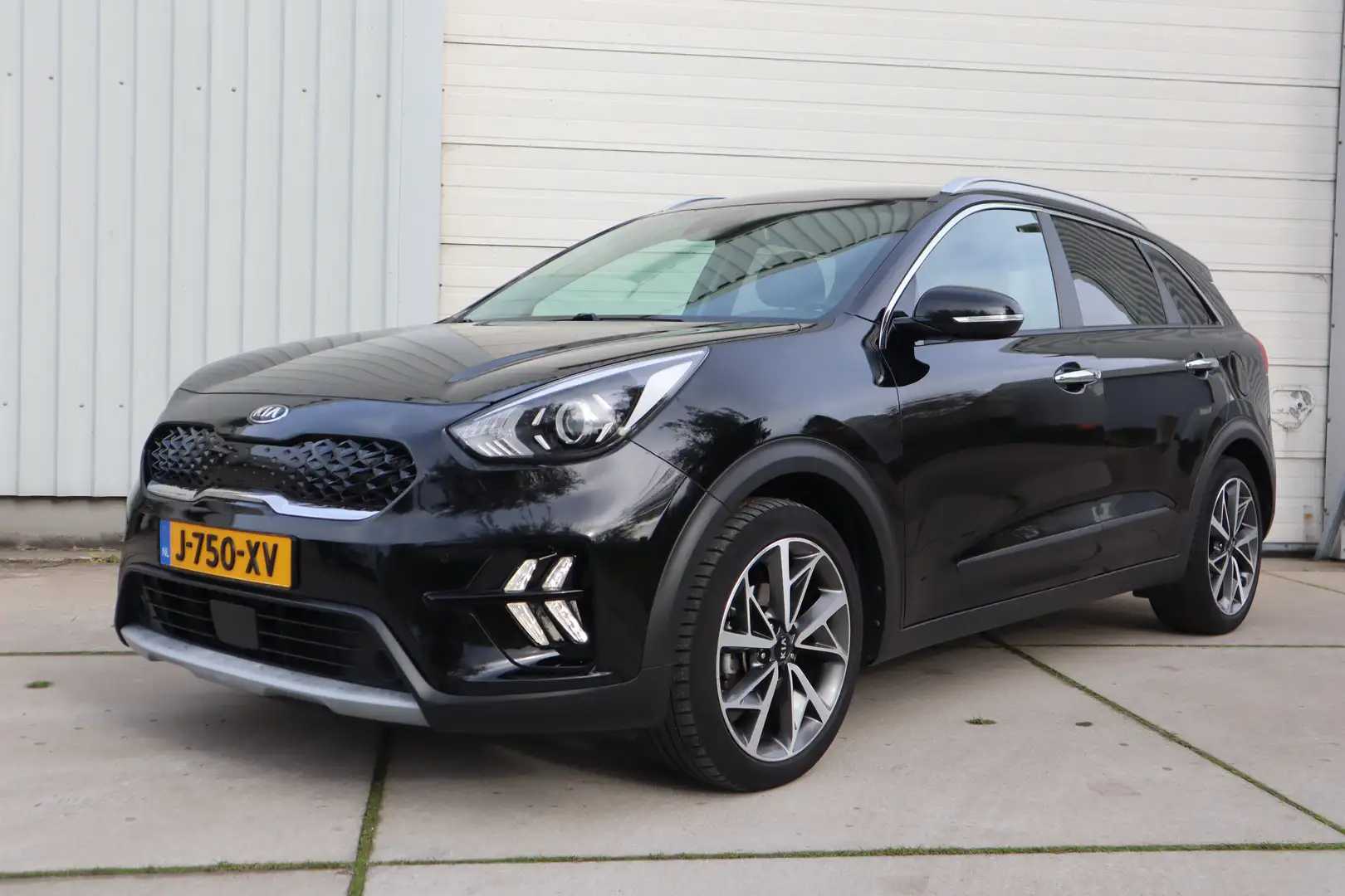 Kia Niro 1.6 GDi Hybrid Dynamic+ Line 1Eig Navi/Cam/Carplay Zwart - 1