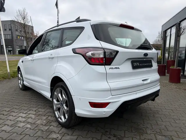 Ford Kuga view 2