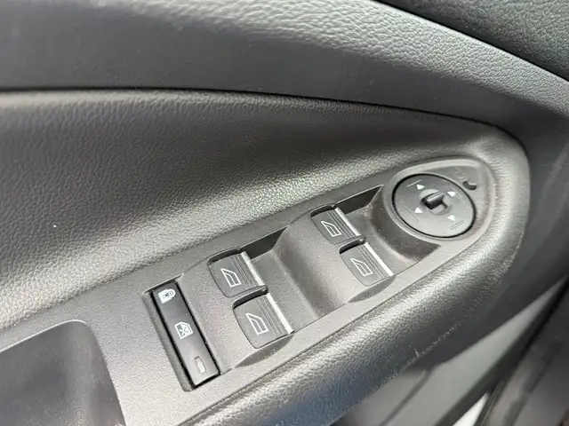 Ford Kuga view 8