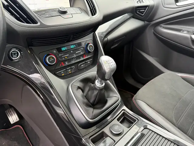 Ford Kuga view 12