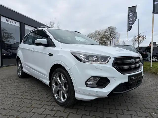 Ford Kuga view 5