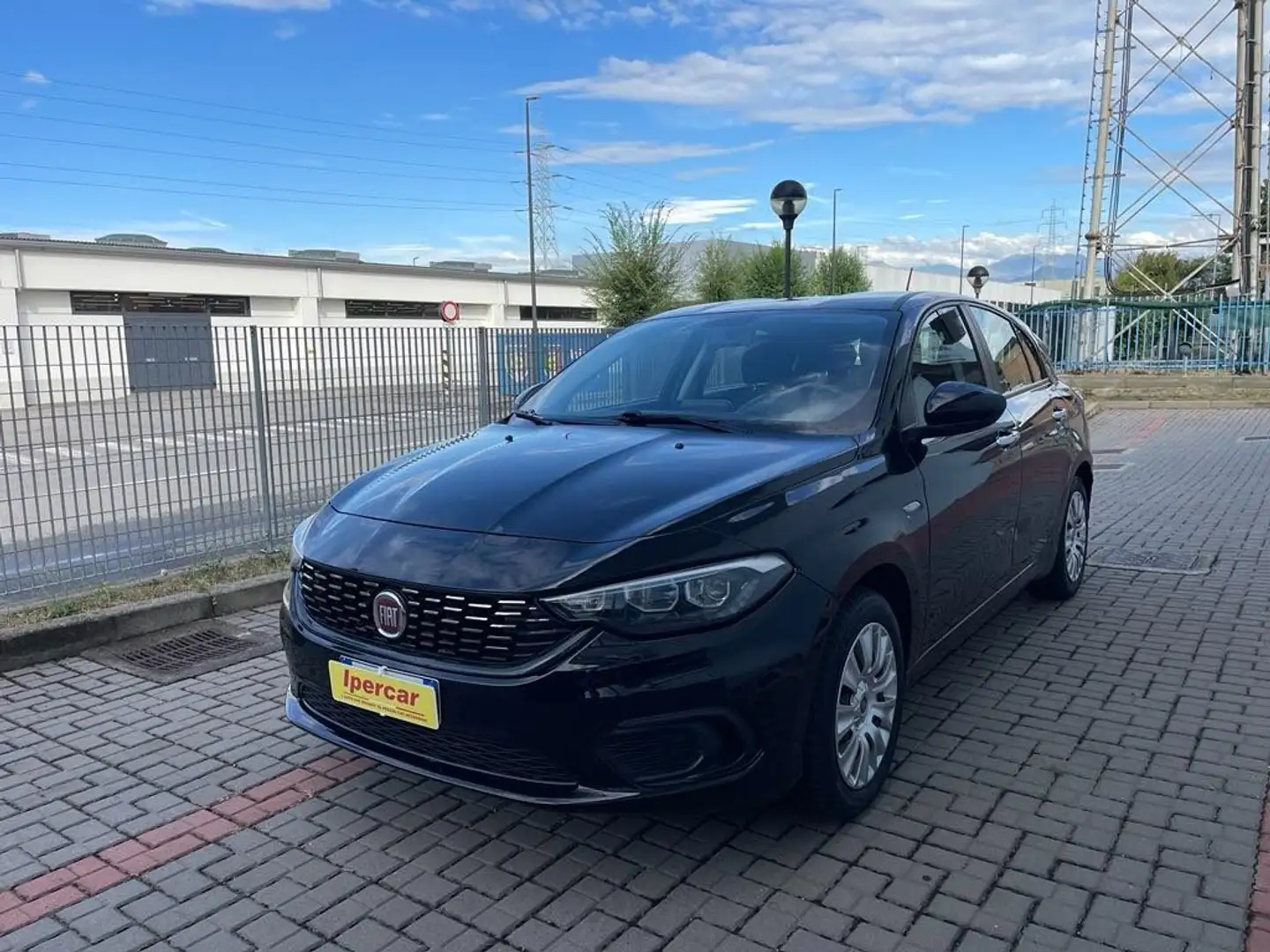 Fiat Tipo 1.6 Mjt S&S 5 porte EASY Noir - 1