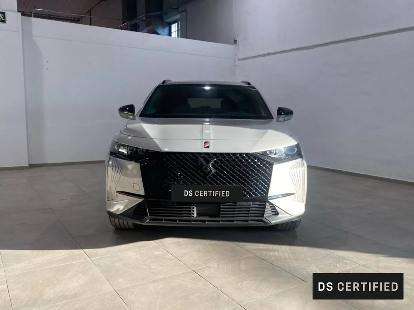 DS Automobiles DS 7 Crossback 1.5BlueHDi Performance Line Aut. Grau - 2