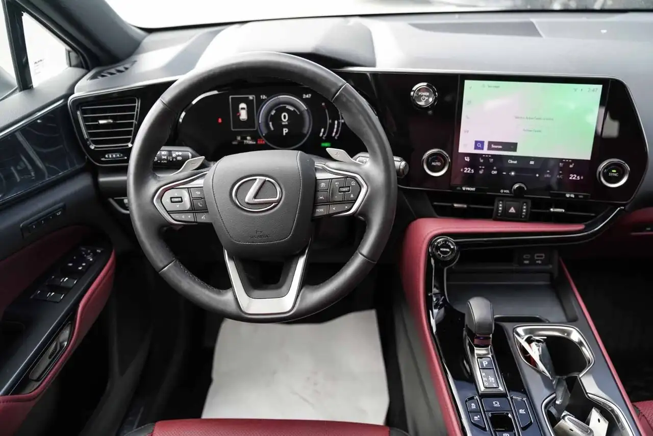 Lexus NX снимка Lexus NX