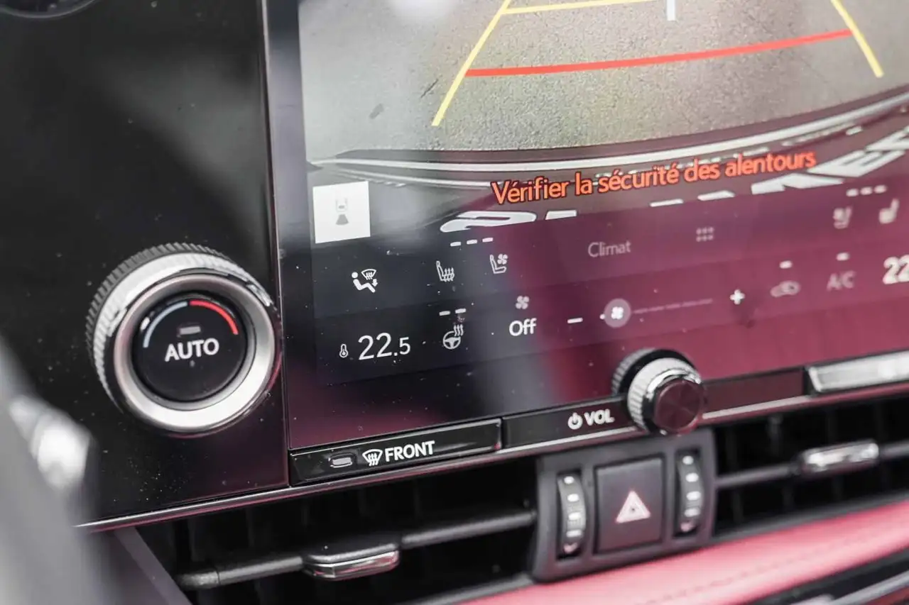 Lexus NX снимка Lexus NX