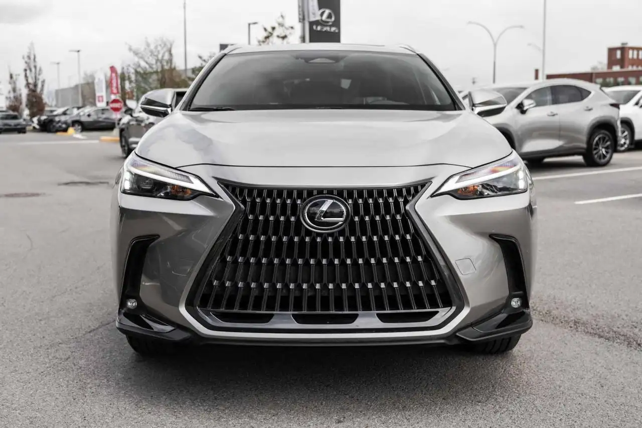 Lexus NX снимка Lexus NX
