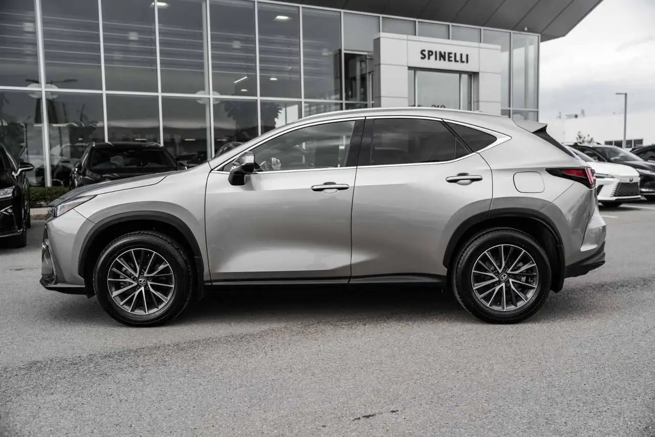 Lexus NX снимка Lexus NX