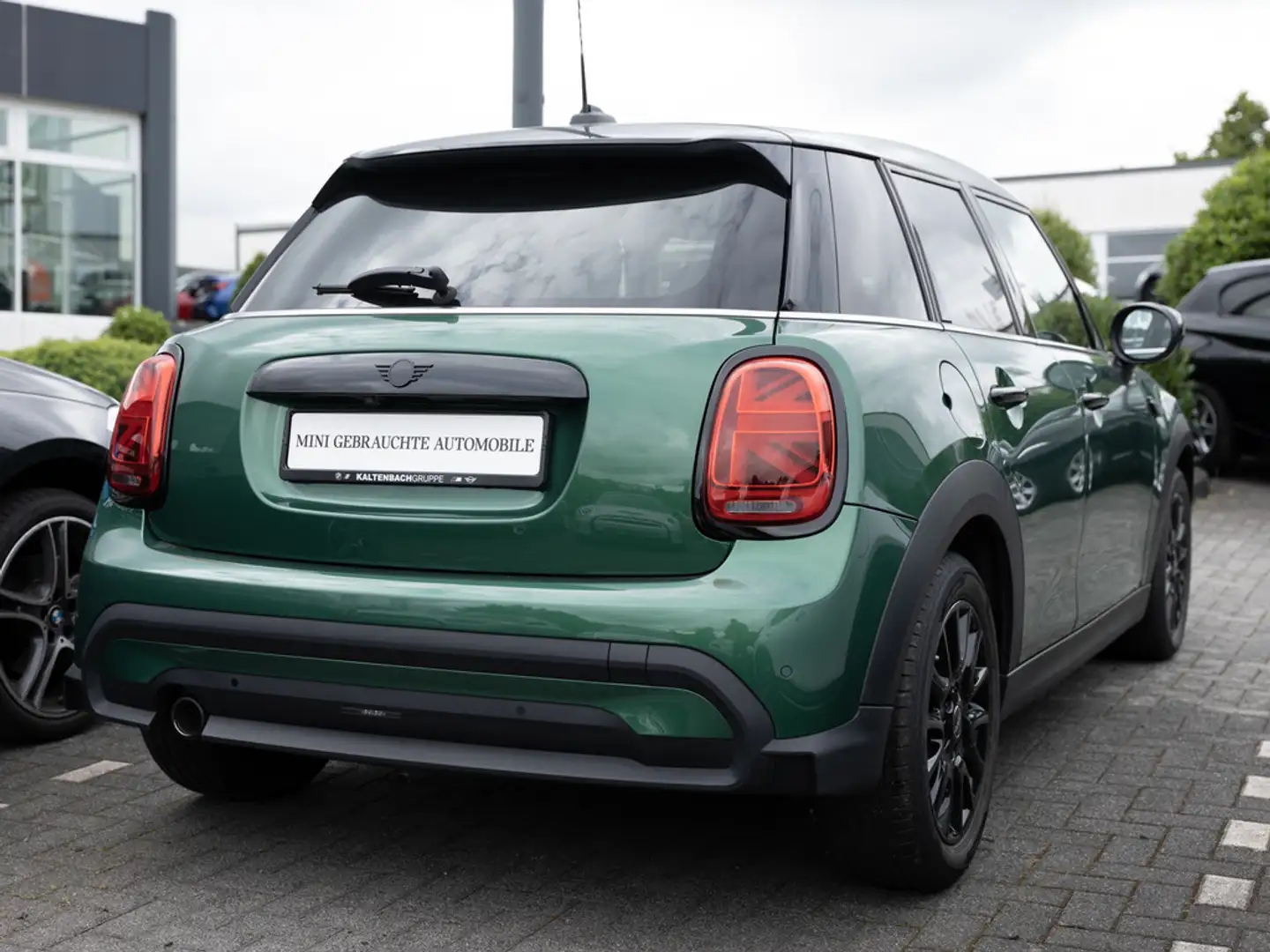 MINI Cooper C lassic Trim NAVI PANO HUD LED KAMERA Grün - 2