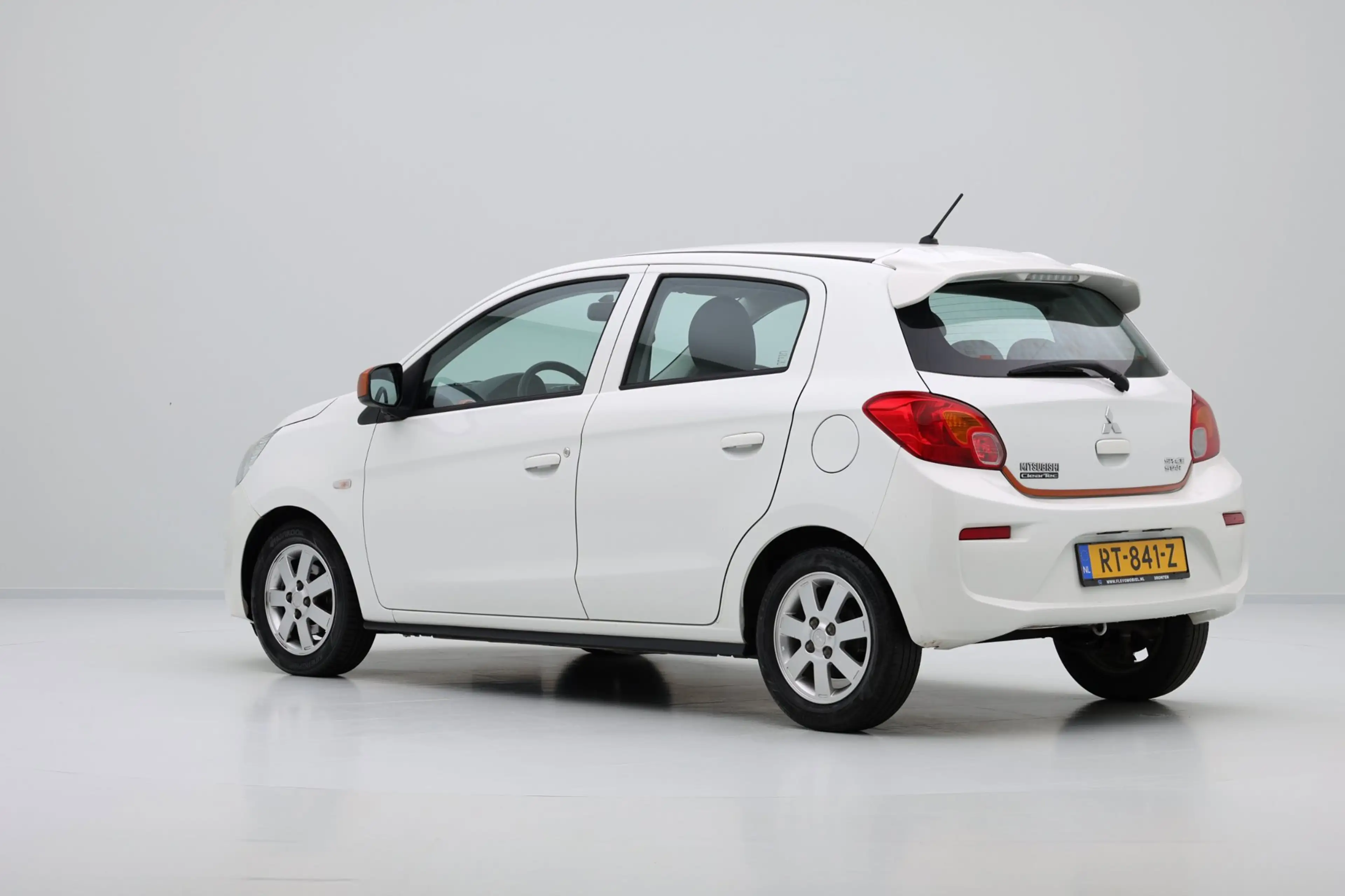 Mitsubishi Space Star 1.0 Cool+ 5-drs Airco|LMV — photo 23