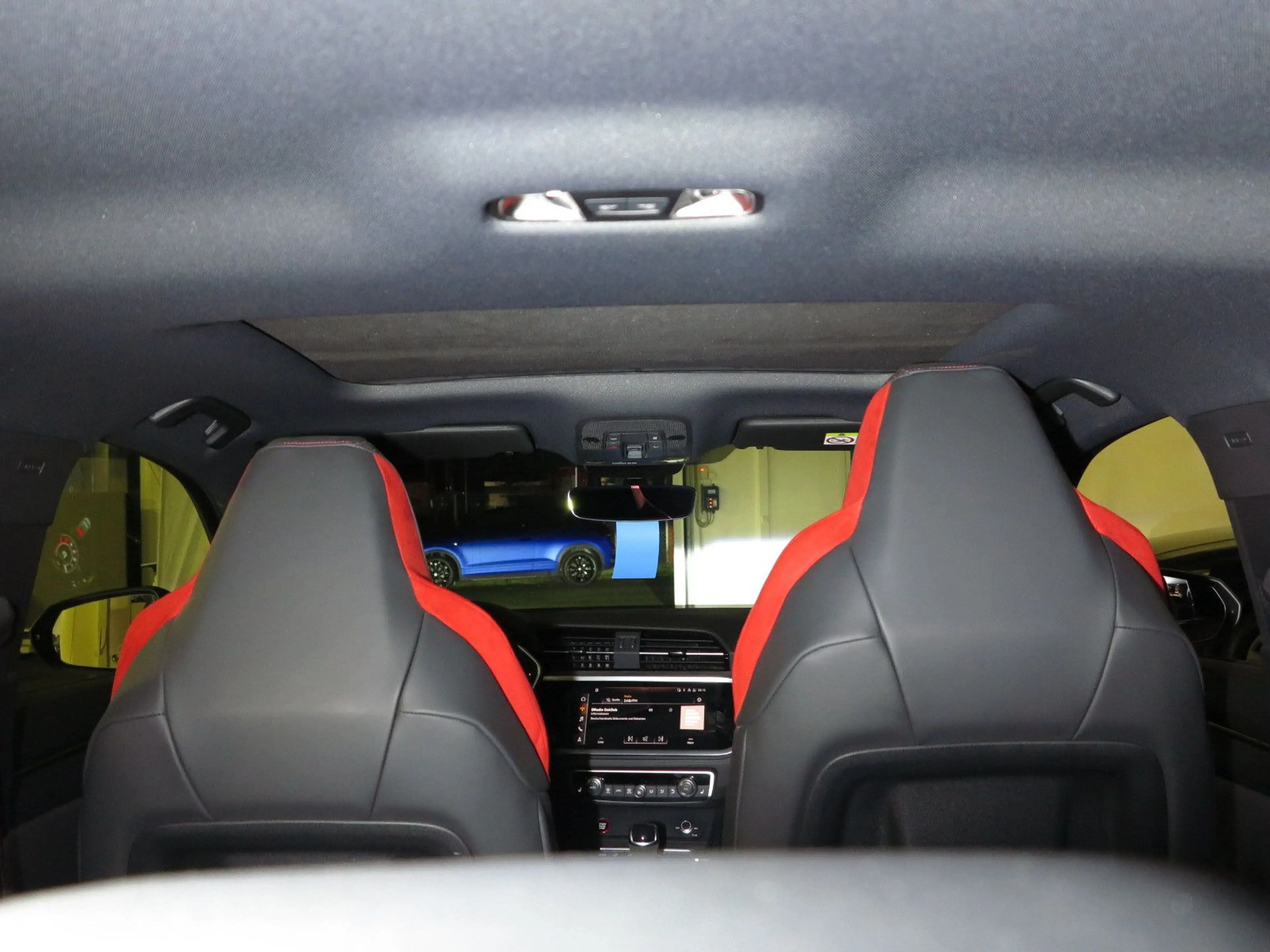 Audi RS Q3 RS Q3 2.5 TFSI Sportback quattro S tronic Leder — photo 14