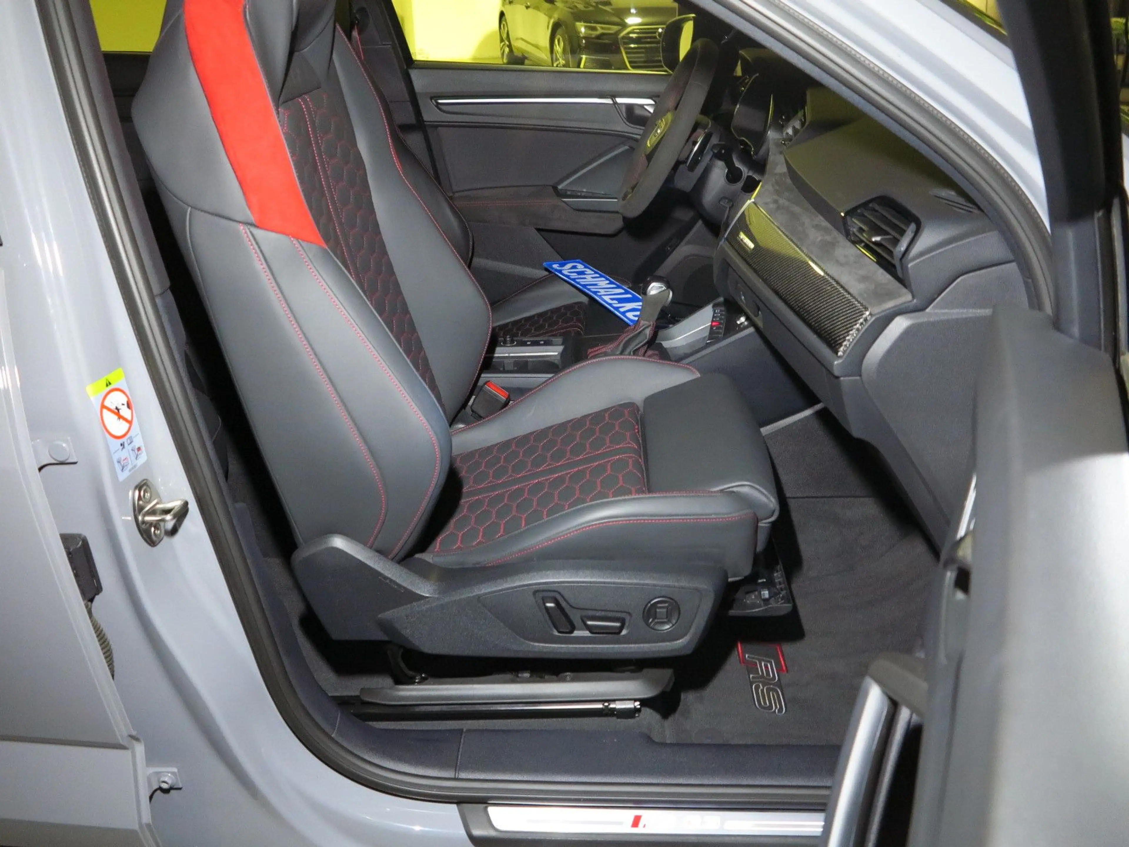Audi RS Q3 RS Q3 2.5 TFSI Sportback quattro S tronic Leder — photo 11