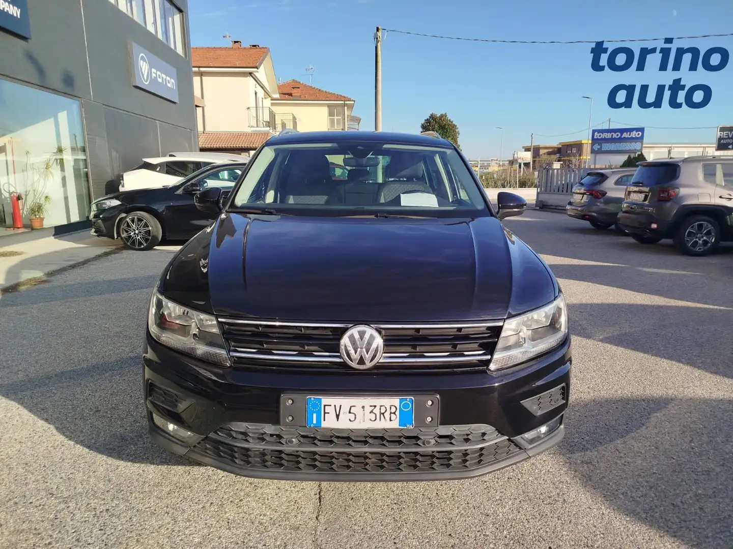 Volkswagen Tiguan Tiguan 2.0 TDI SCR DSG Business BlueMotion Techno Negro - 2