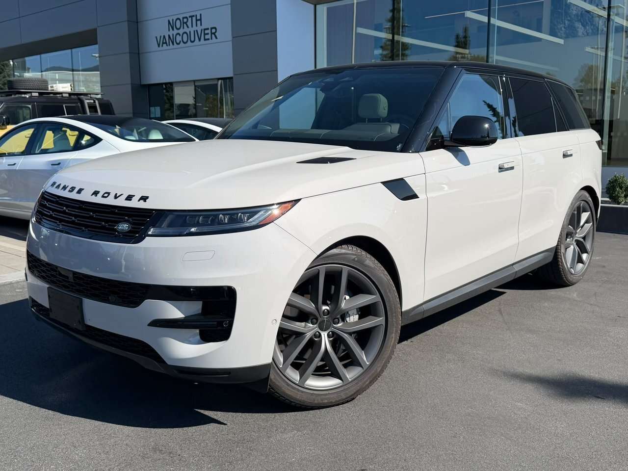 2026 Land Rover Range Rover Sport — photo 1