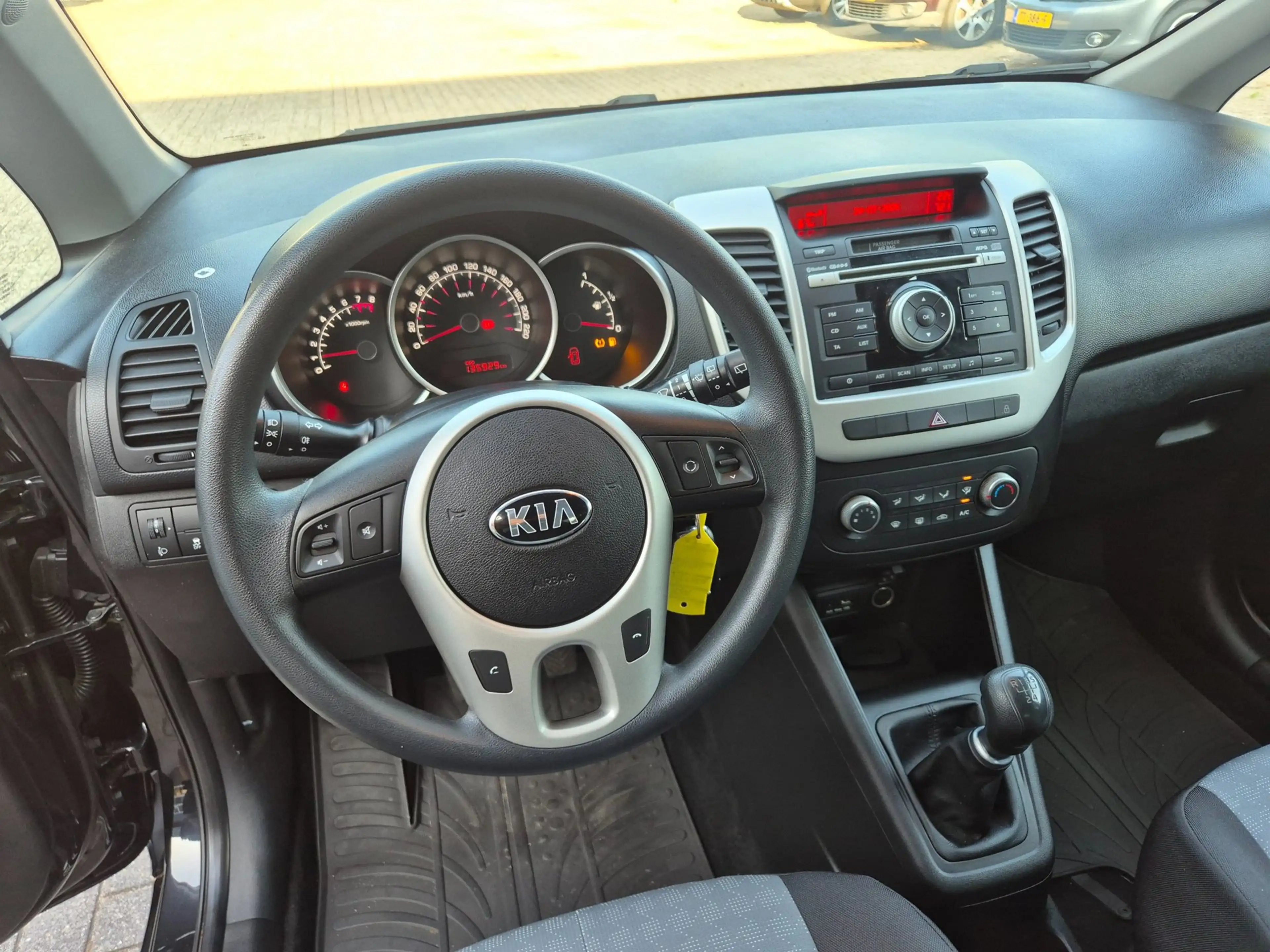 Kia Venga 1.4 CVVT ComfortLine — photo 18