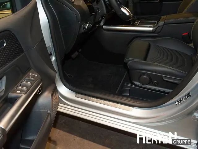 Mercedes-Benz B-Class view 9