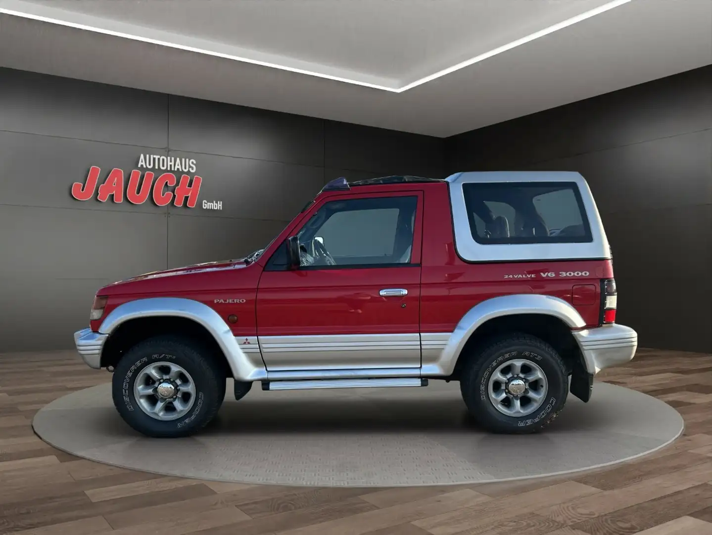 Mitsubishi Pajero Pajero Rot - 2