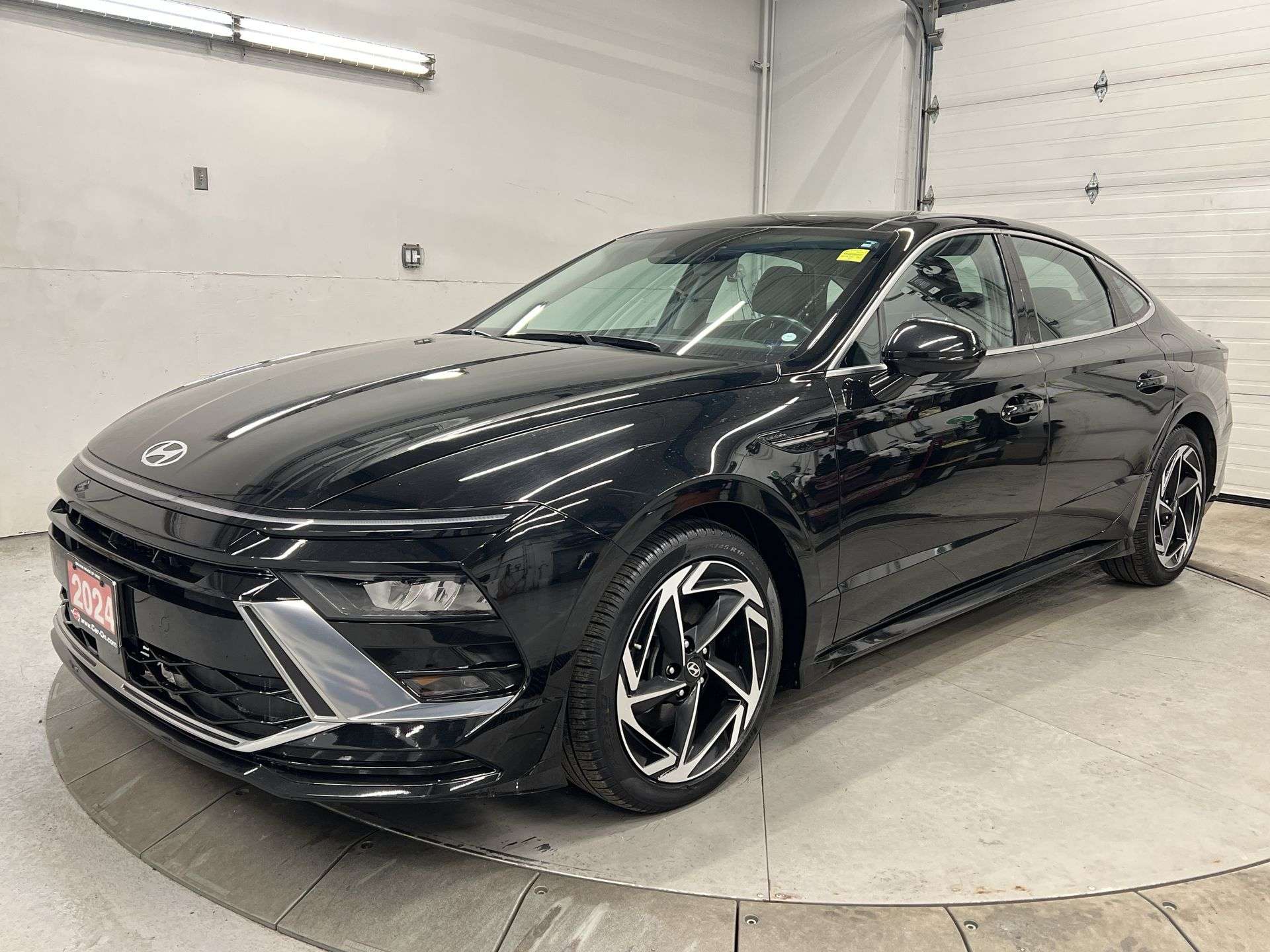 Black 2024 Hyundai Sonata Sedan All-Wheel Drive Automatic