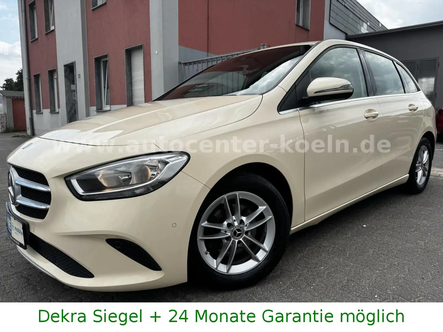 Mercedes-Benz B 180 B -Klasse PDC.Leder.Navi.Alu.1-Hand.Eur6 Beige - 1