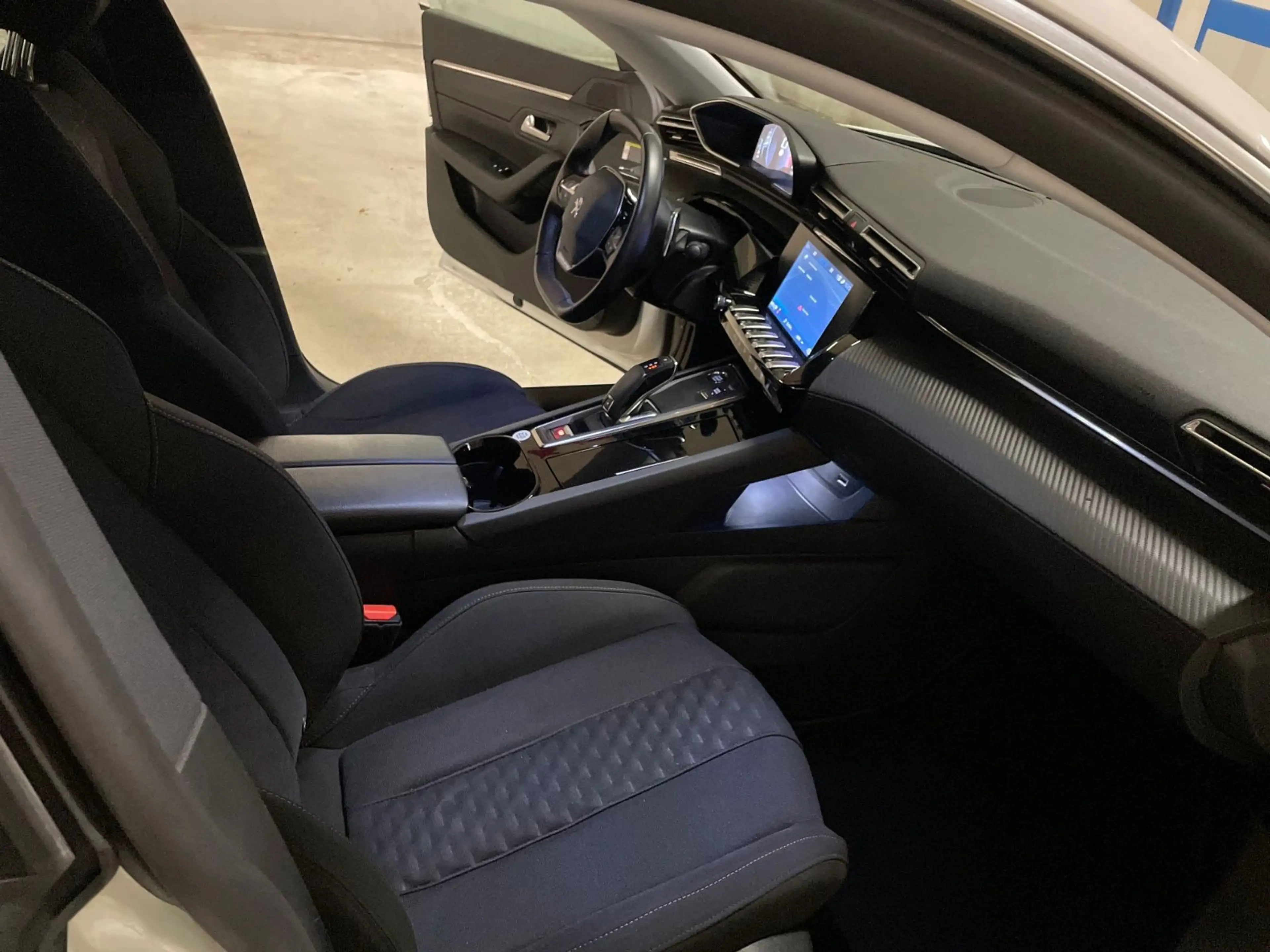 Peugeot 508 SW Business Automatik/1.Hand/MWSt. ausweisba — photo 8