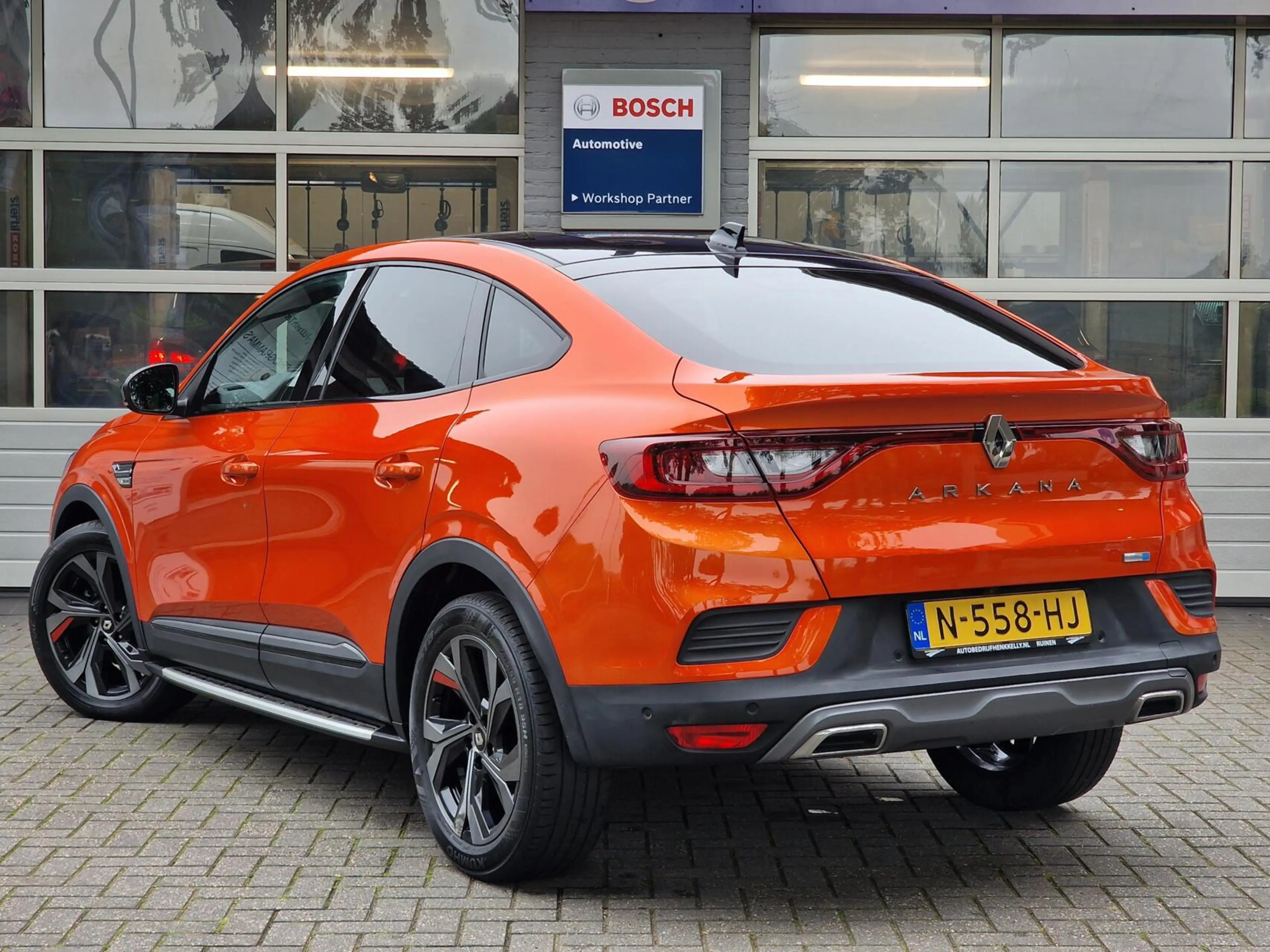 Renault Arkana 1.6 E-Tech Hybrid 145 R.S. Line|Bose|Carbon|18-inc — photo 2