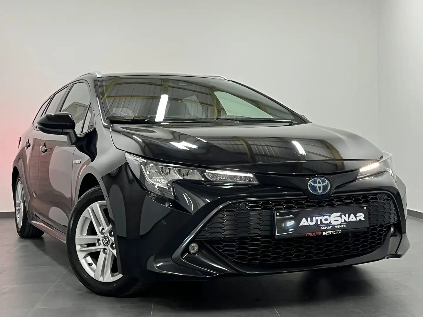 Toyota Corolla SW Hybrid 1.8 - 1erMain - Boite Auto - CarPlay Black - 1