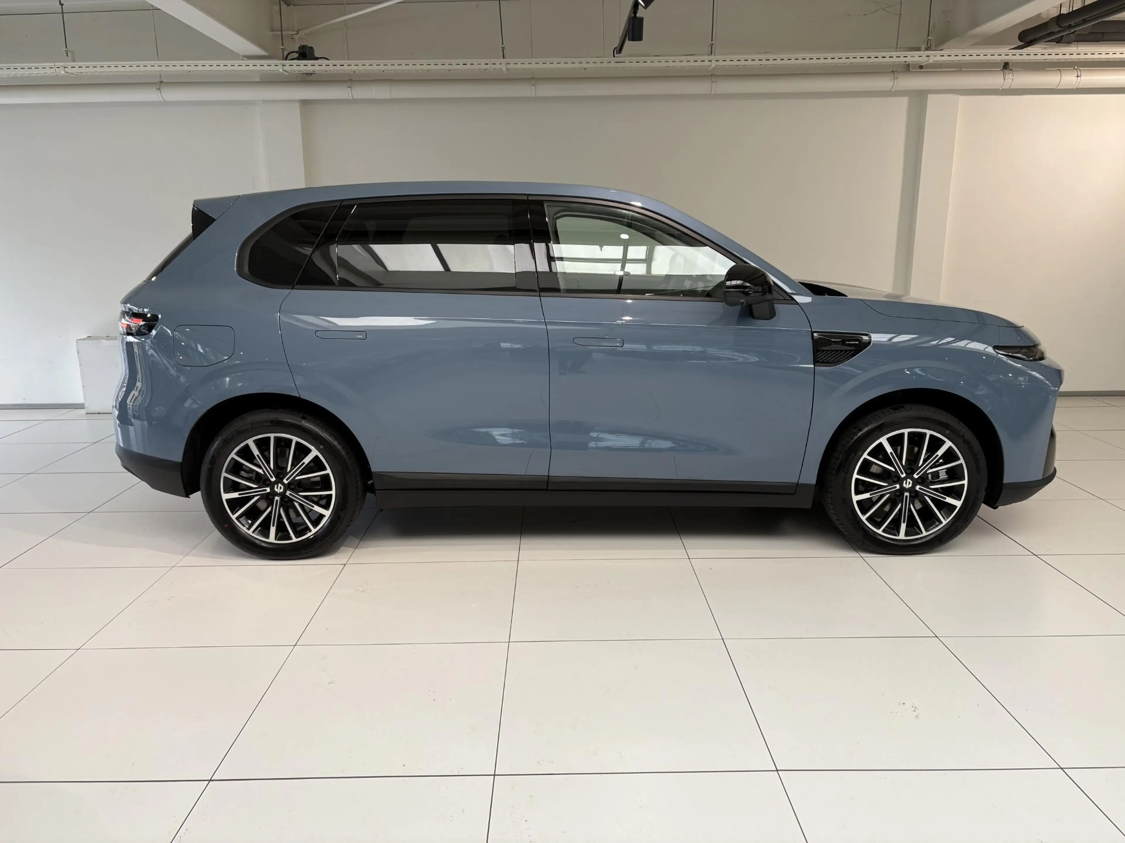 Leapmotor B10 Design ProMax 67.1 kWh | Apple Carplay/Android Aut — photo 8
