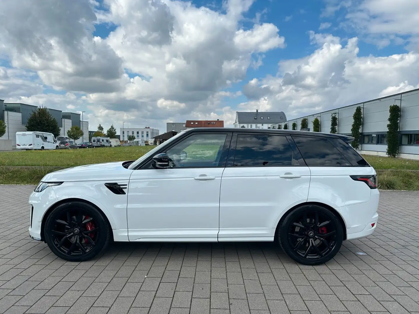 Land Rover Range Rover Sport SVR Pano/Sitzklima/360........ Weiß - 2