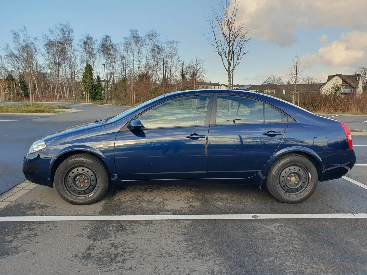 Nissan Primera 8-fach bereift TÜV bis 03/27 Blau - 2