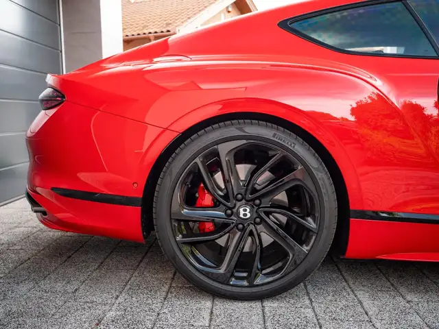 Bentley Continental GT view 9