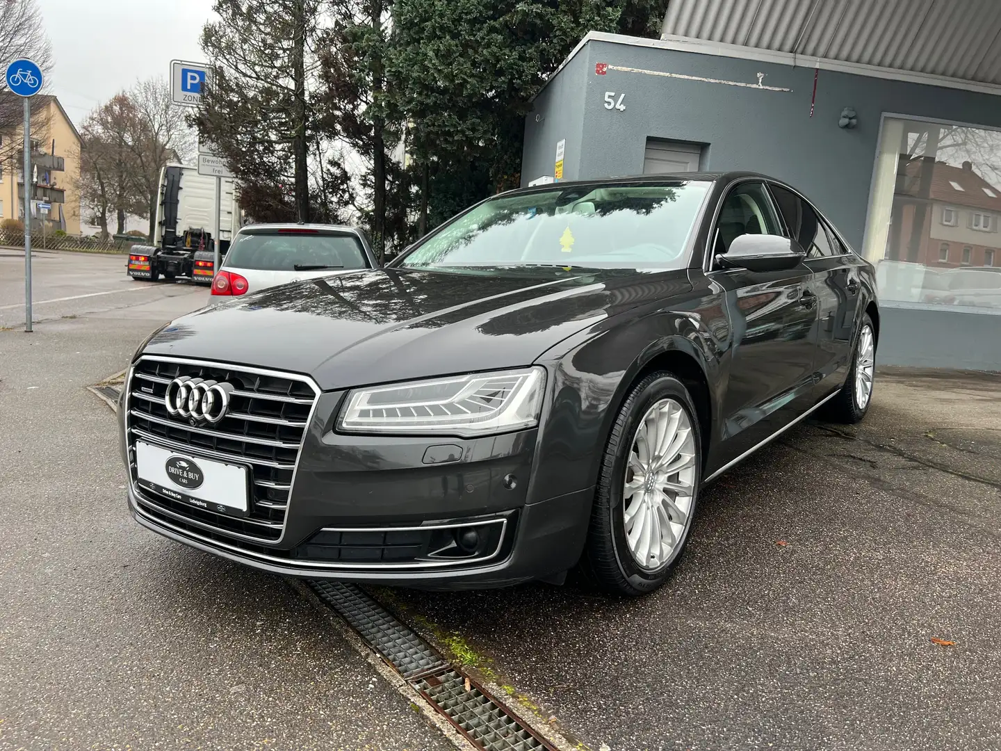 Audi A8 3.0 TDI quattro Grau - 1